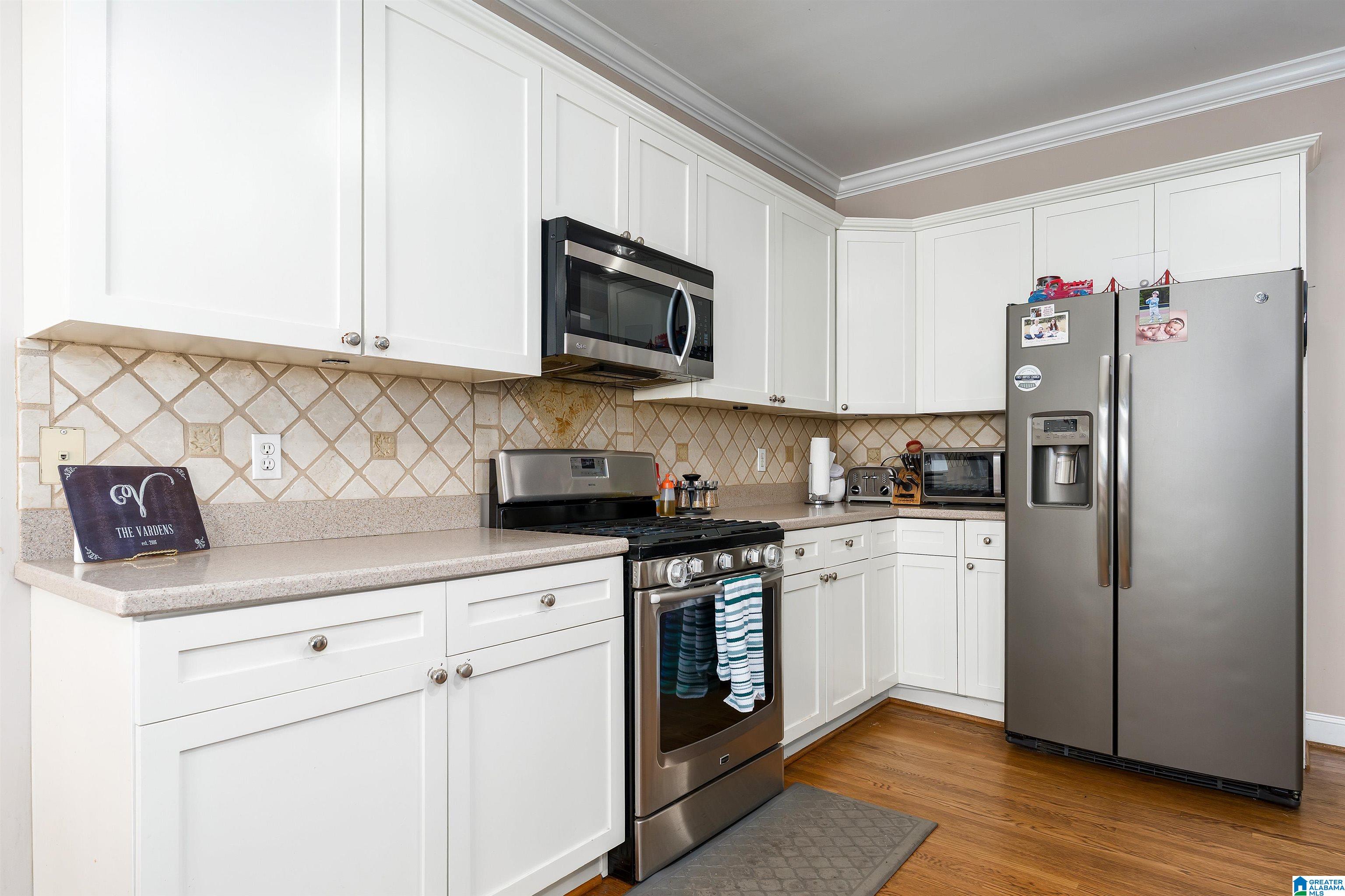 114 CHESTNUT FOREST CIRCLE