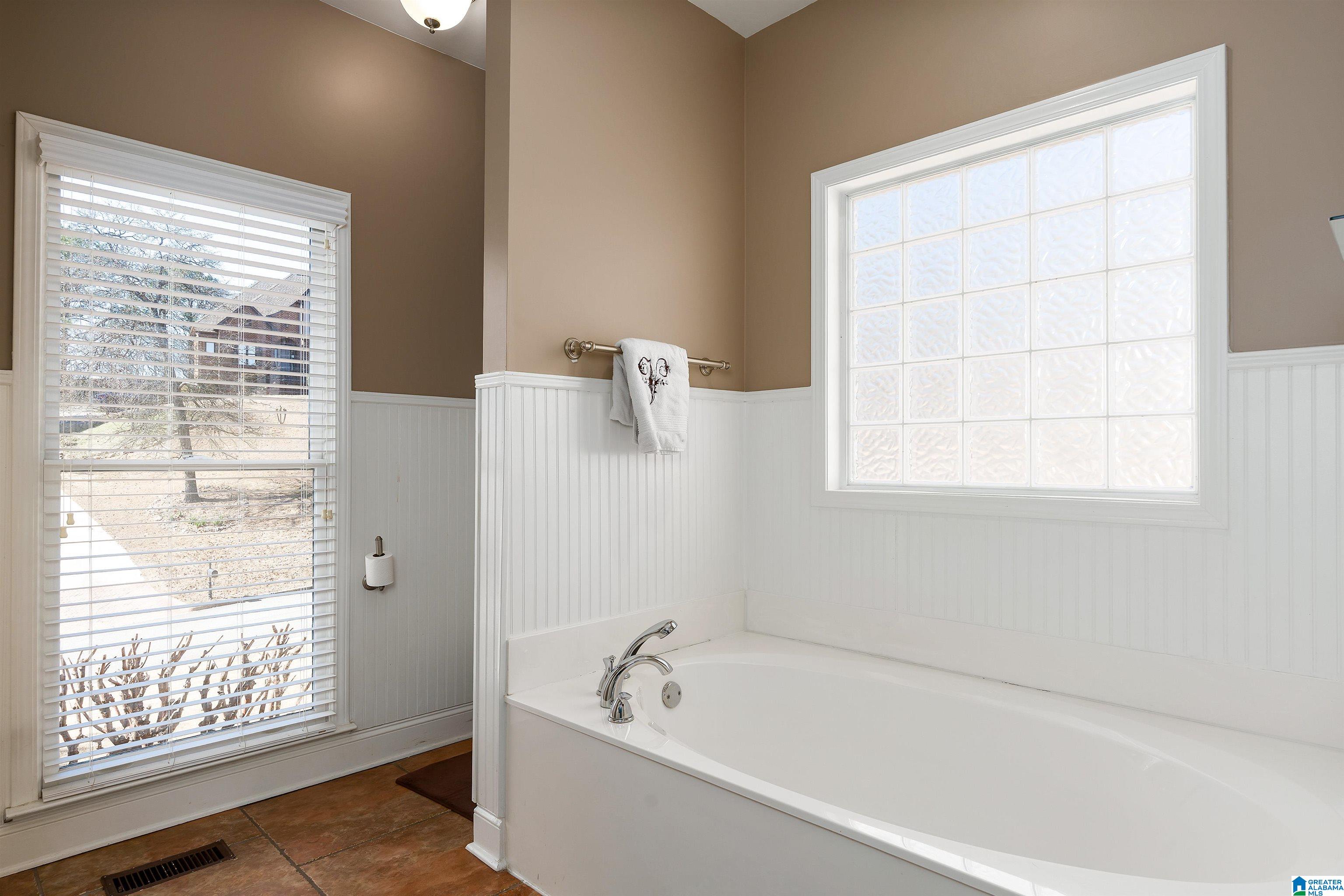 114 CHESTNUT FOREST CIRCLE