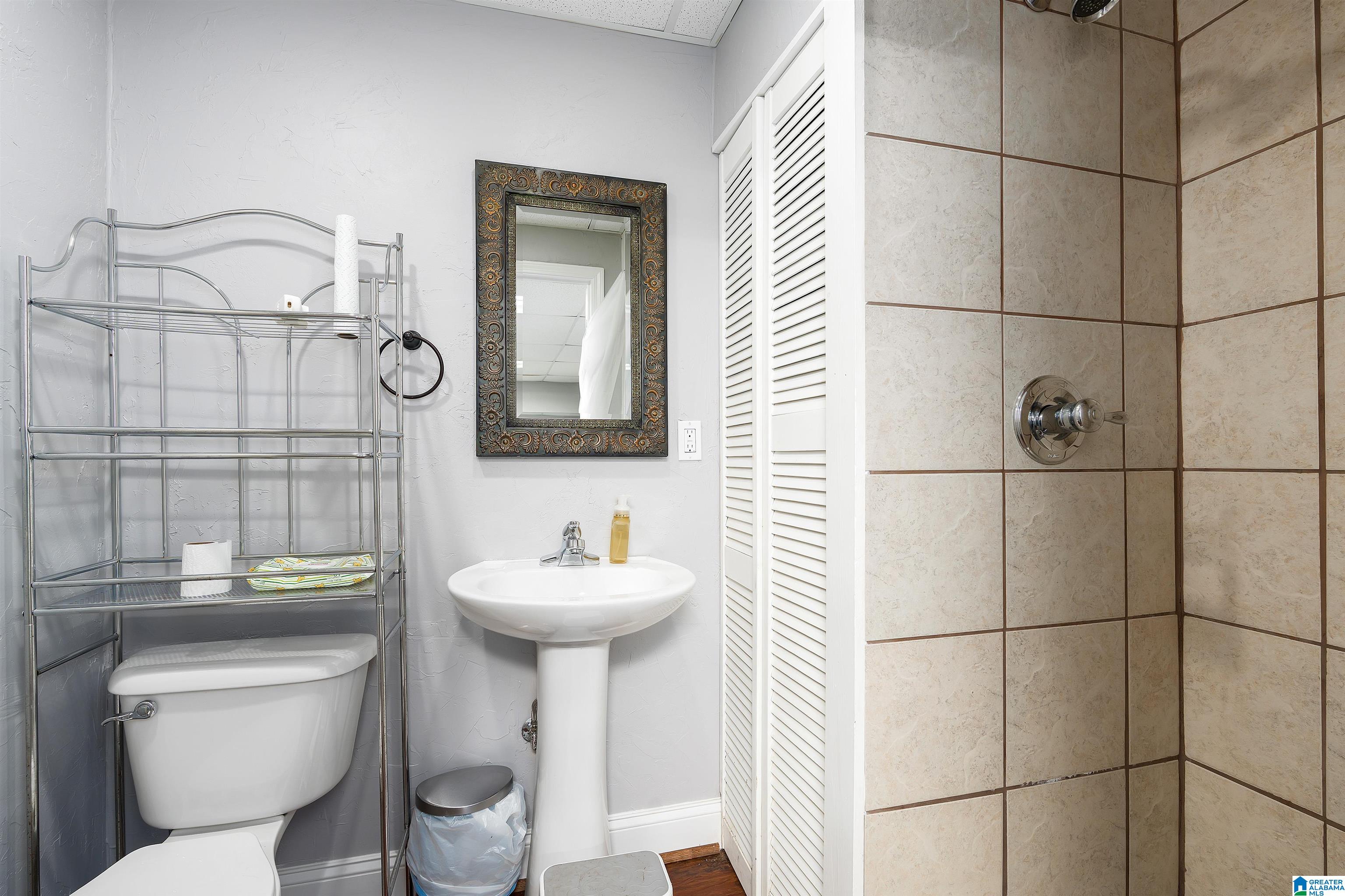 114 CHESTNUT FOREST CIRCLE