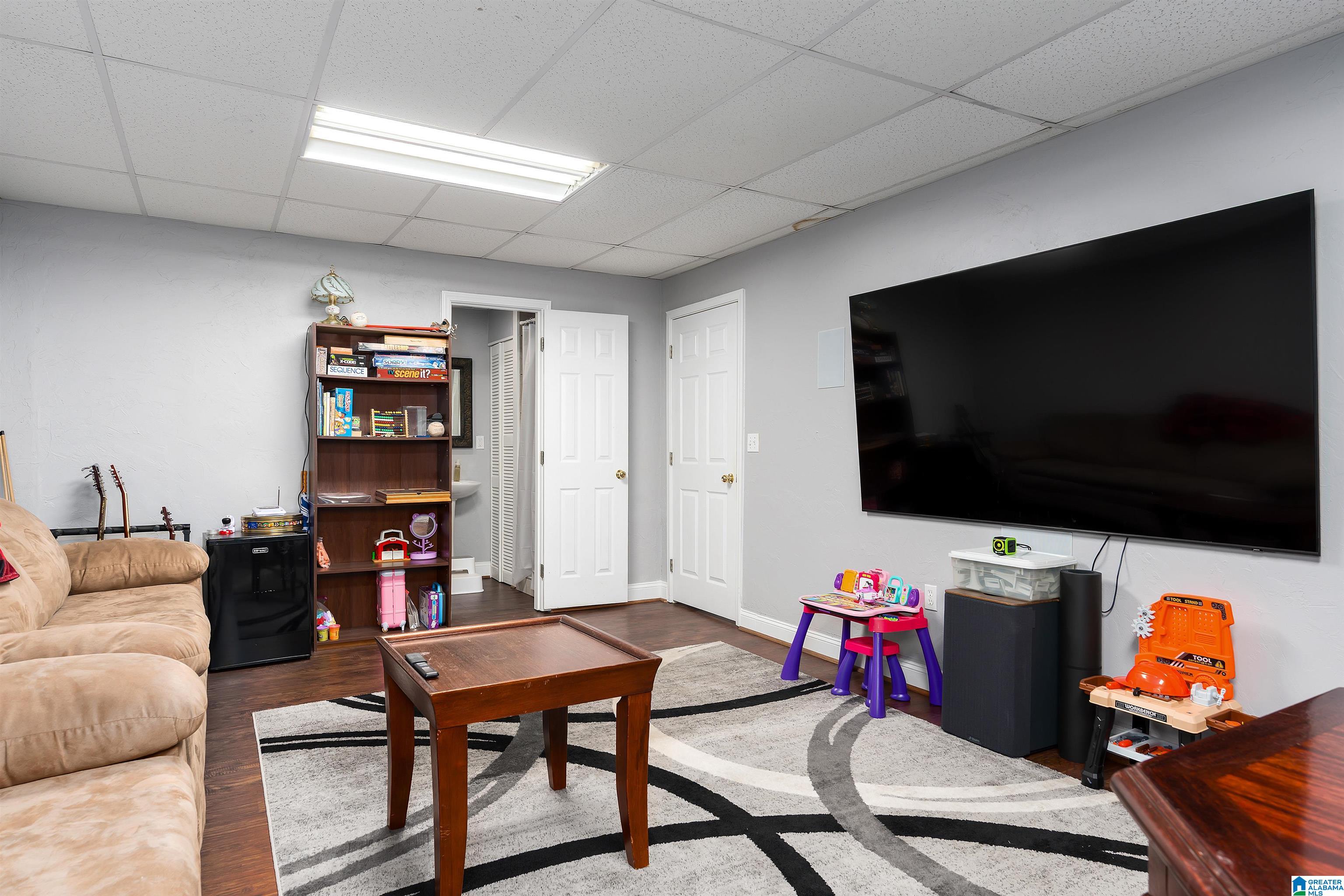 114 CHESTNUT FOREST CIRCLE