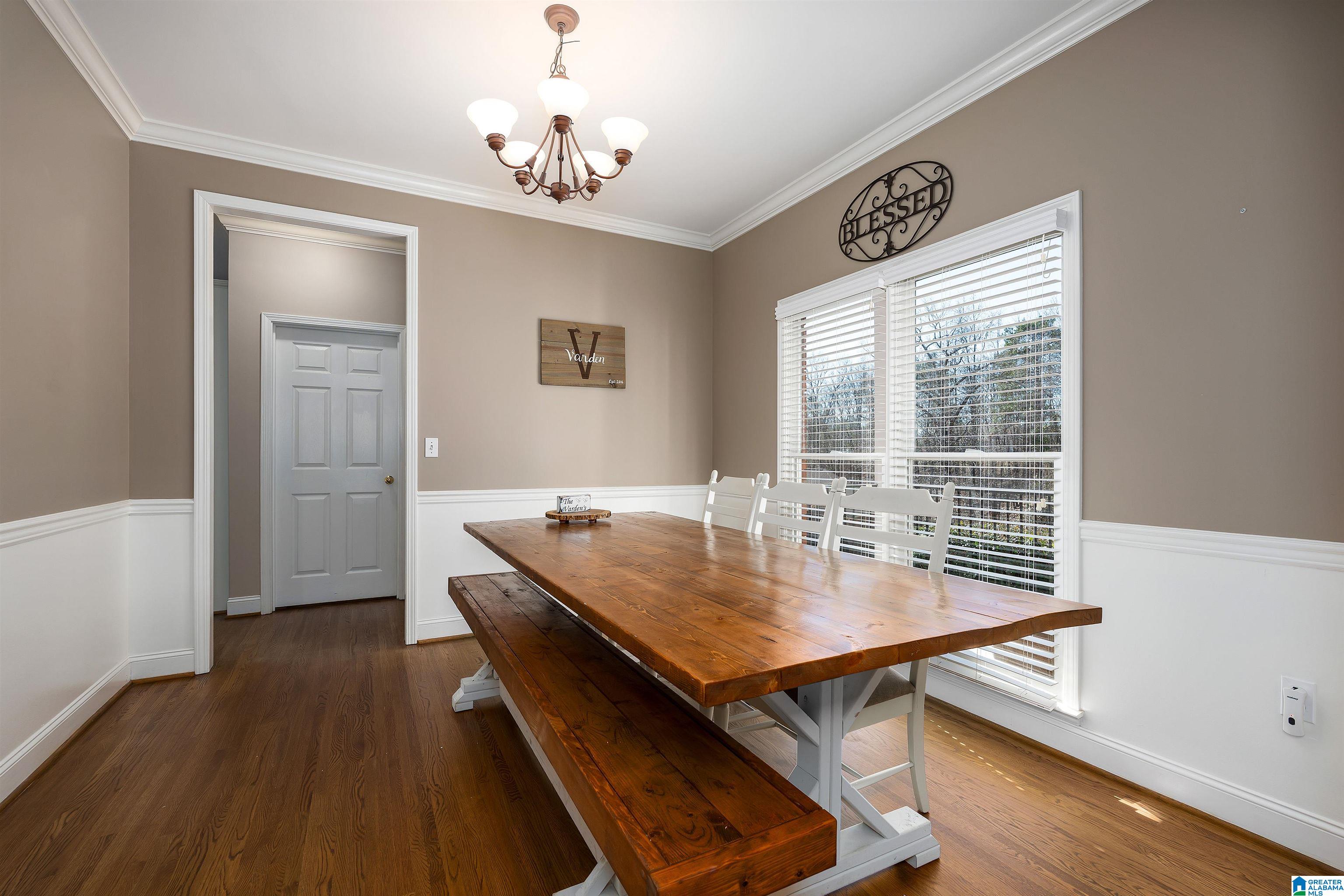 114 CHESTNUT FOREST CIRCLE