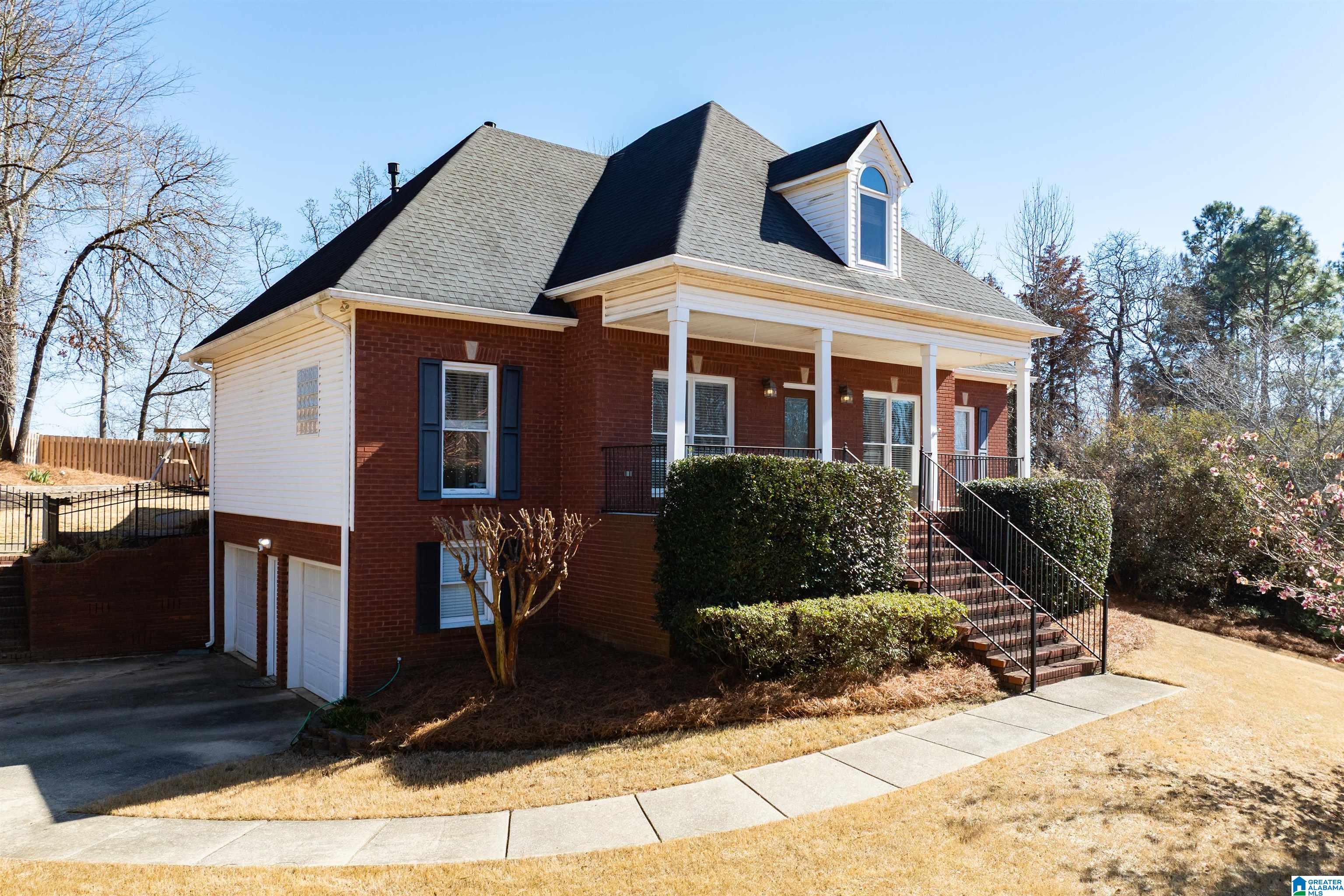 114 CHESTNUT FOREST CIRCLE