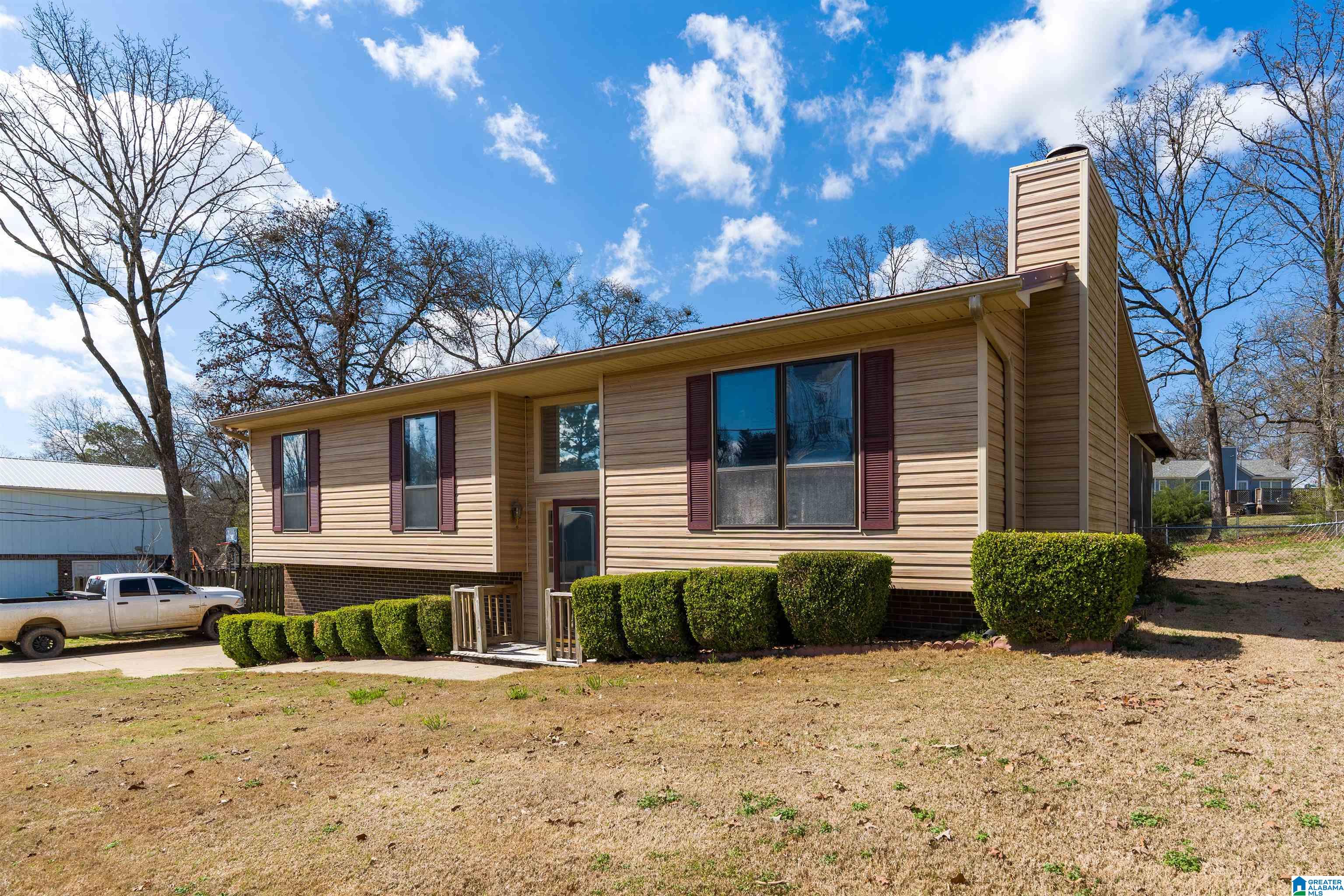 322 SOUTHERN HILLS DRIVE