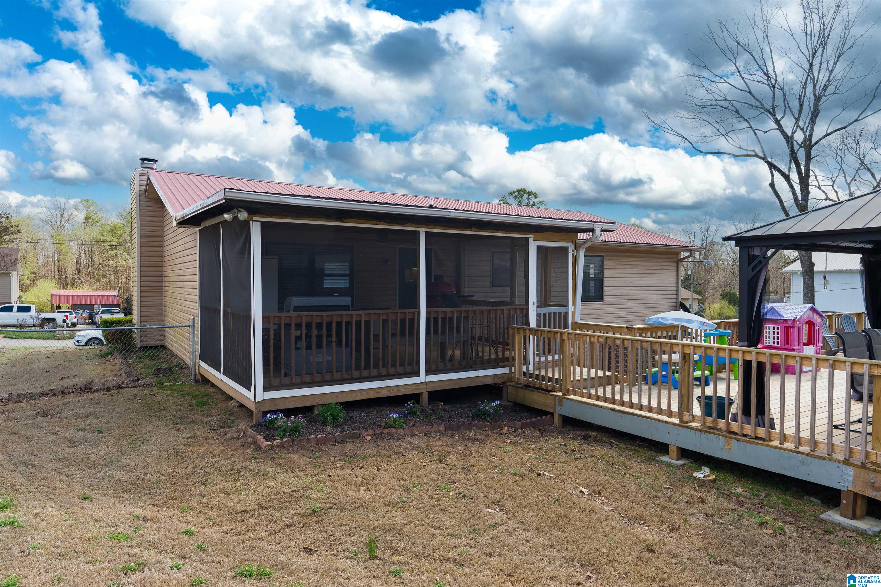 322 SOUTHERN HILLS DRIVE