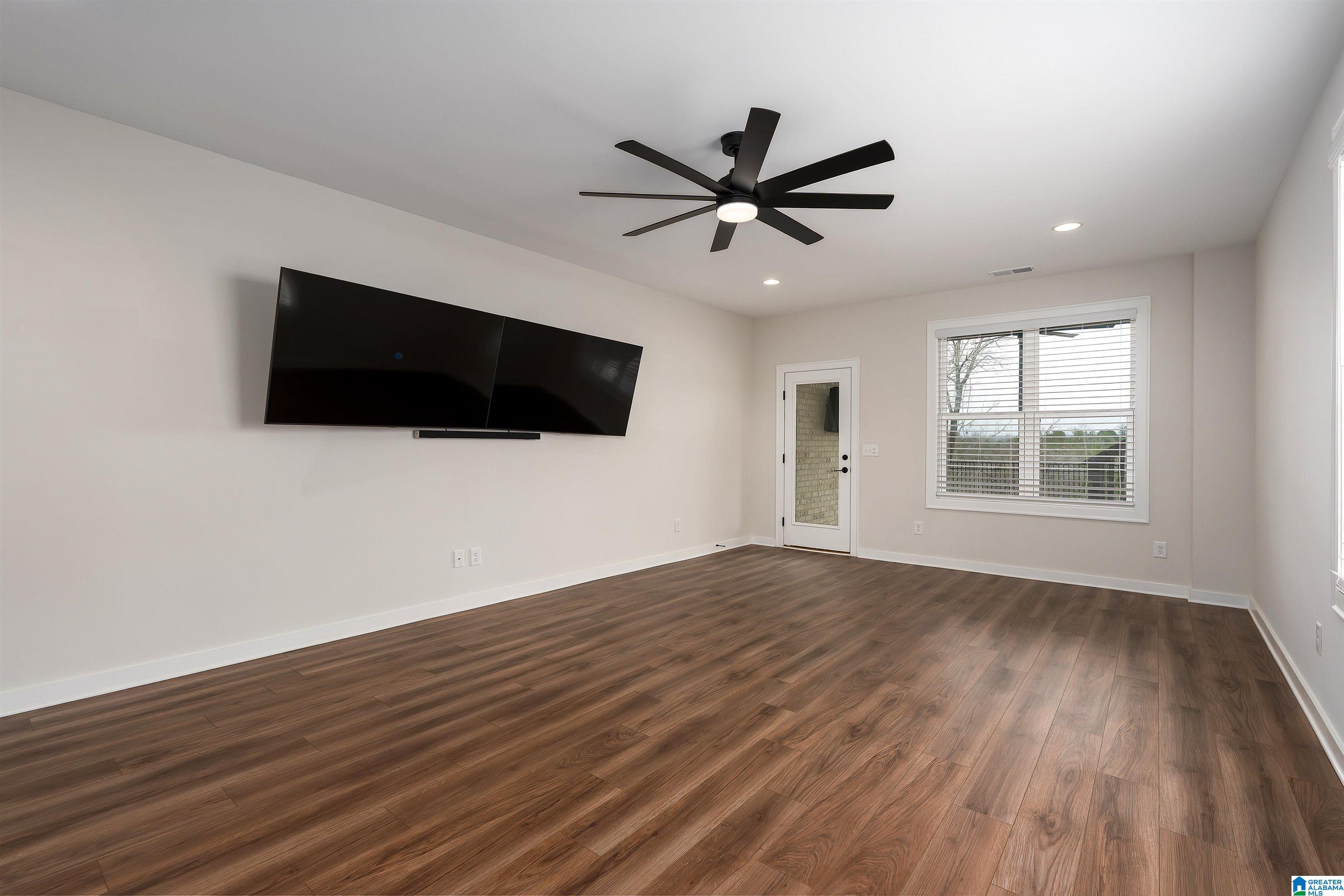 1903 BLACKRIDGE ROAD