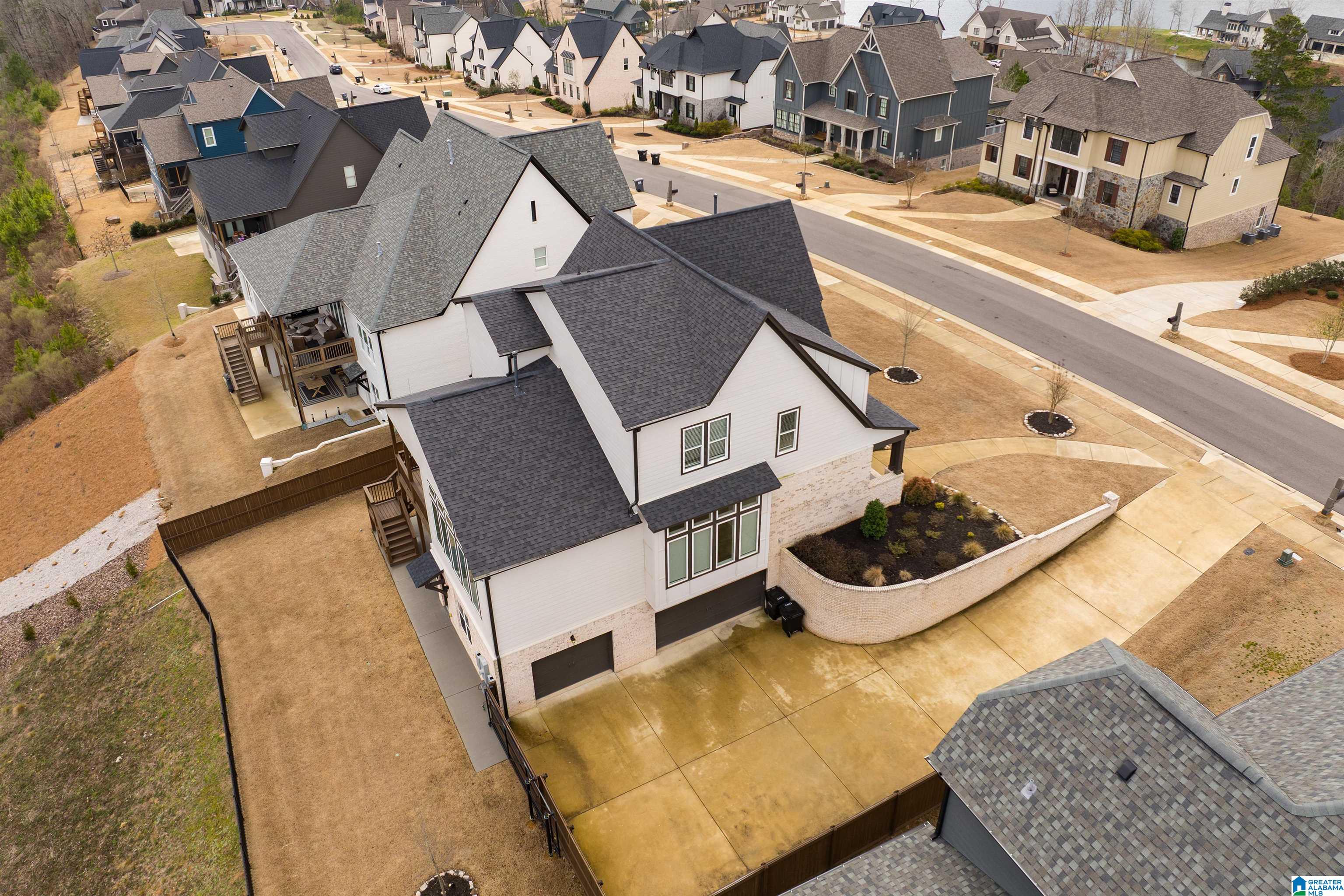 1903 BLACKRIDGE ROAD