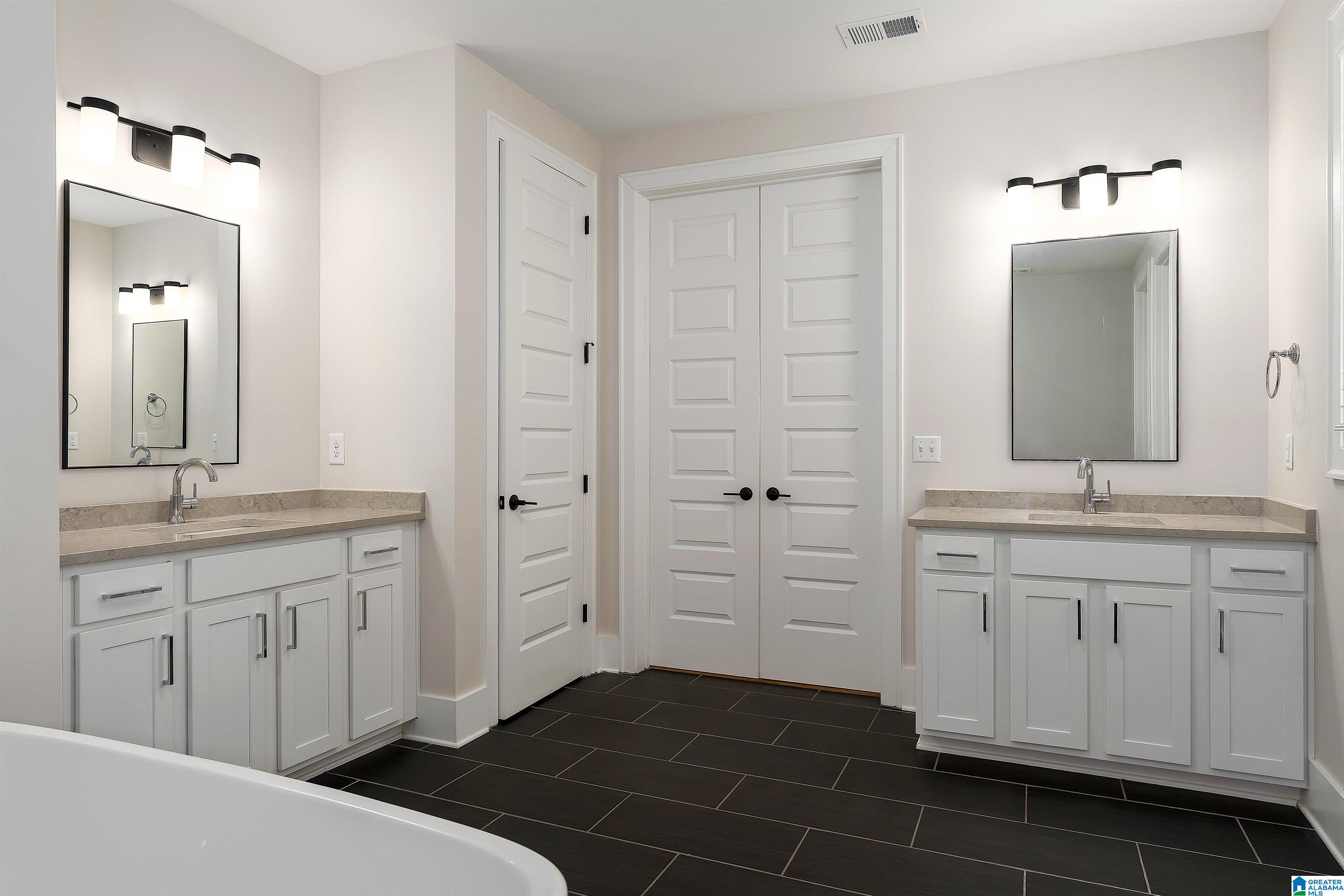 1903 BLACKRIDGE ROAD