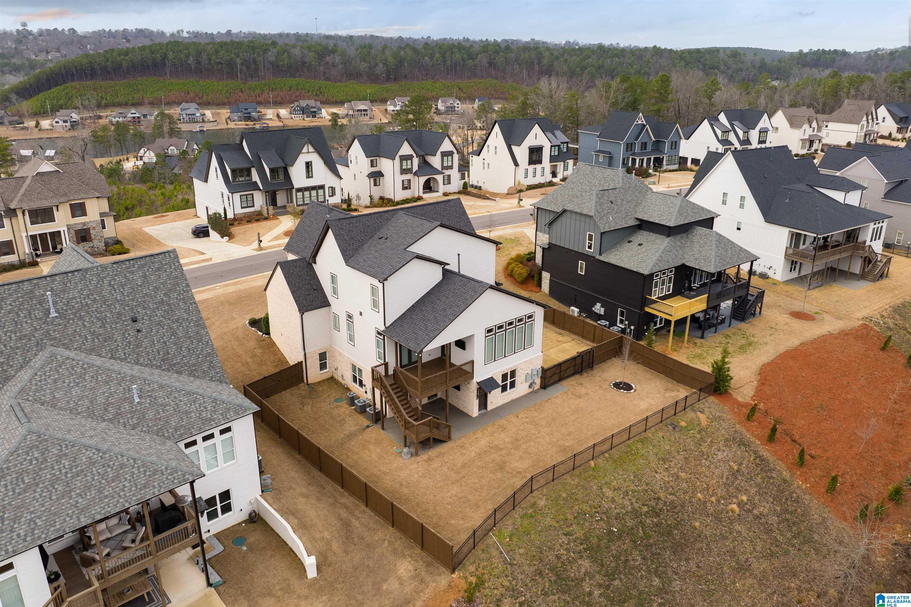 1903 BLACKRIDGE ROAD