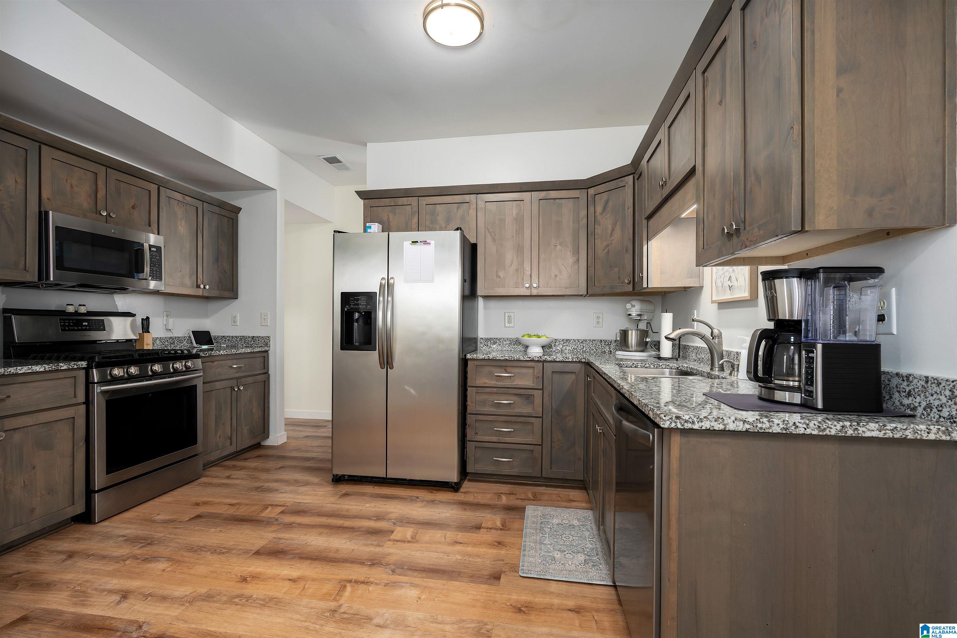 304 WYNLAKE CIRCLE