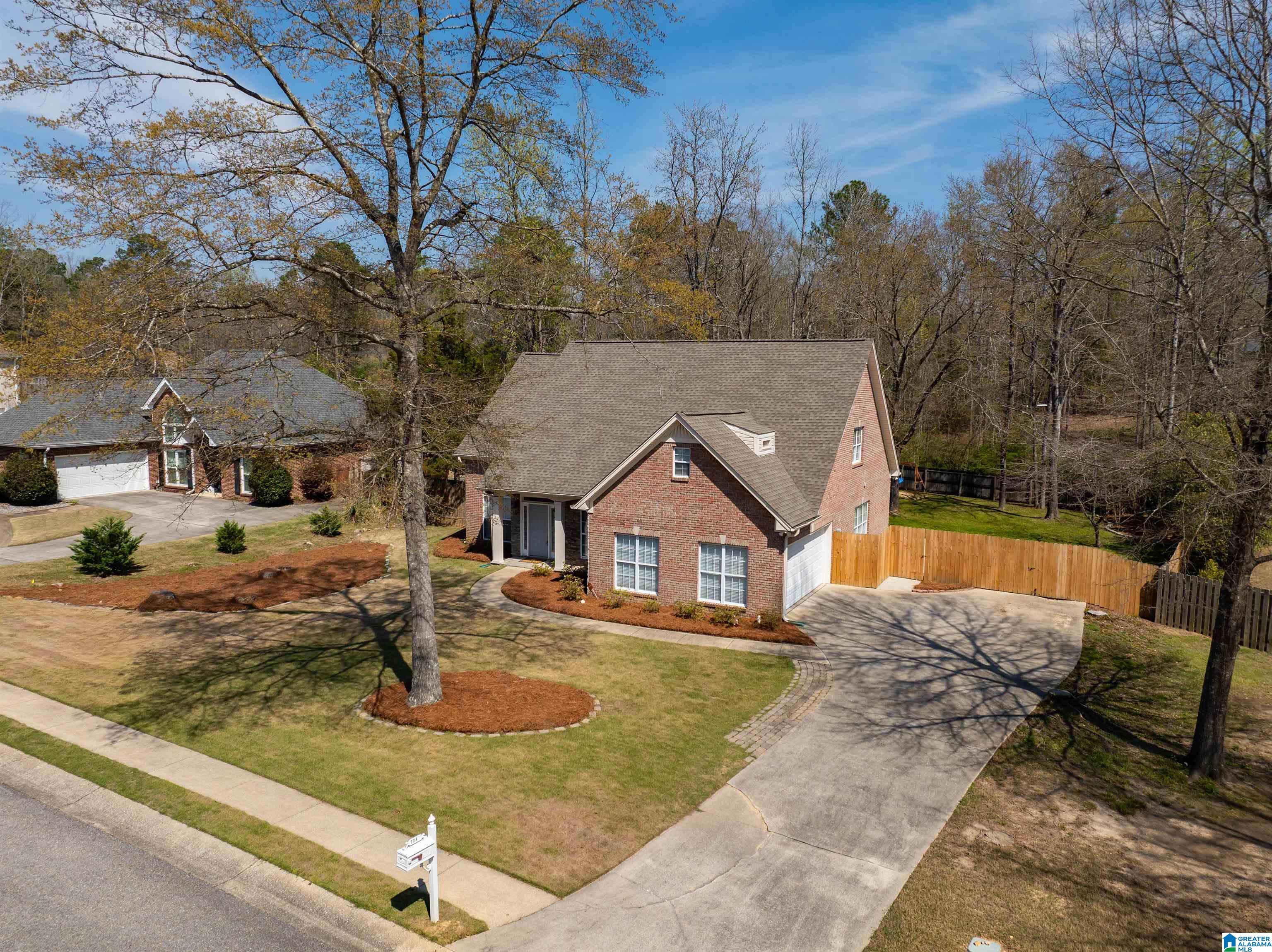 304 WYNLAKE CIRCLE