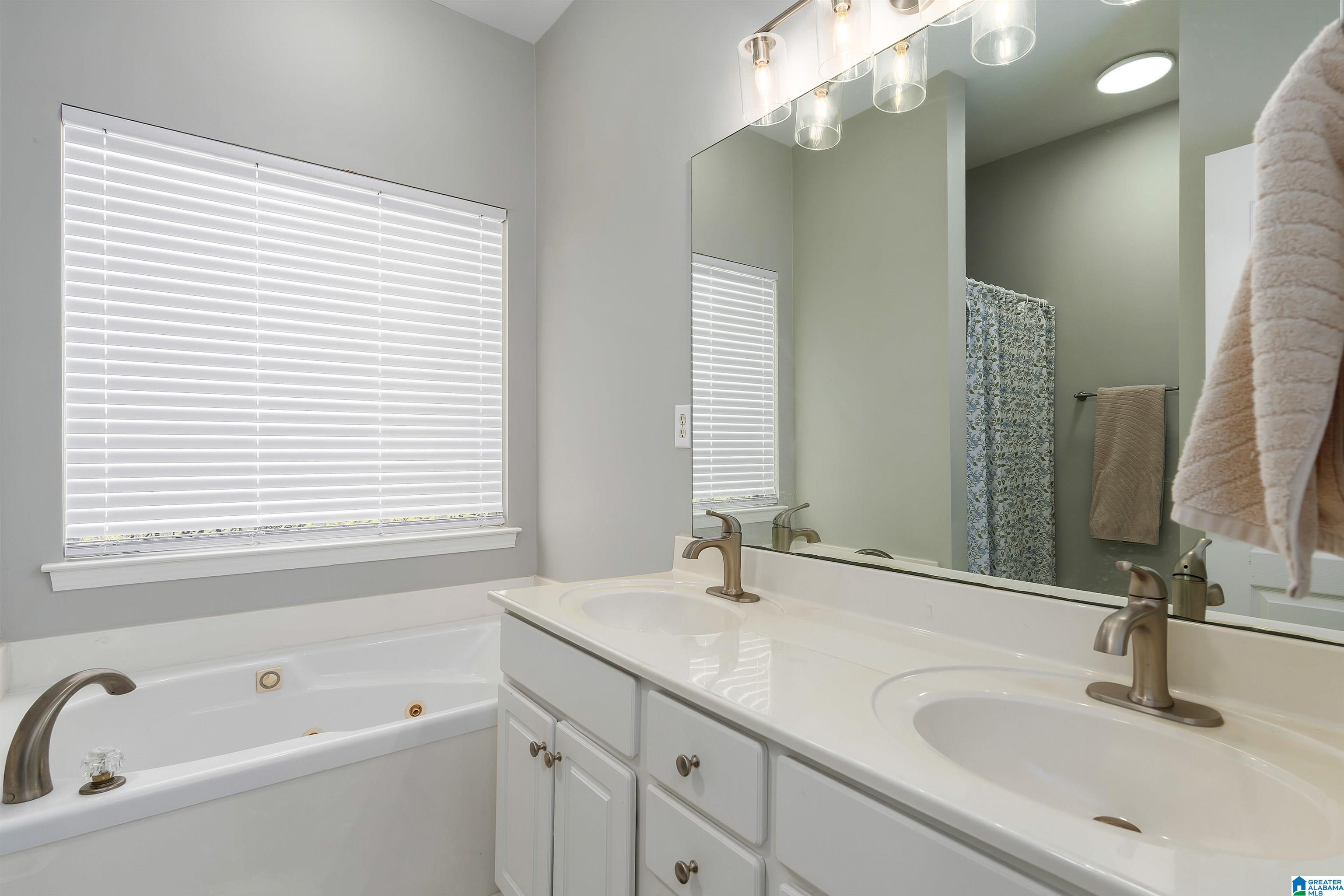 304 WYNLAKE CIRCLE