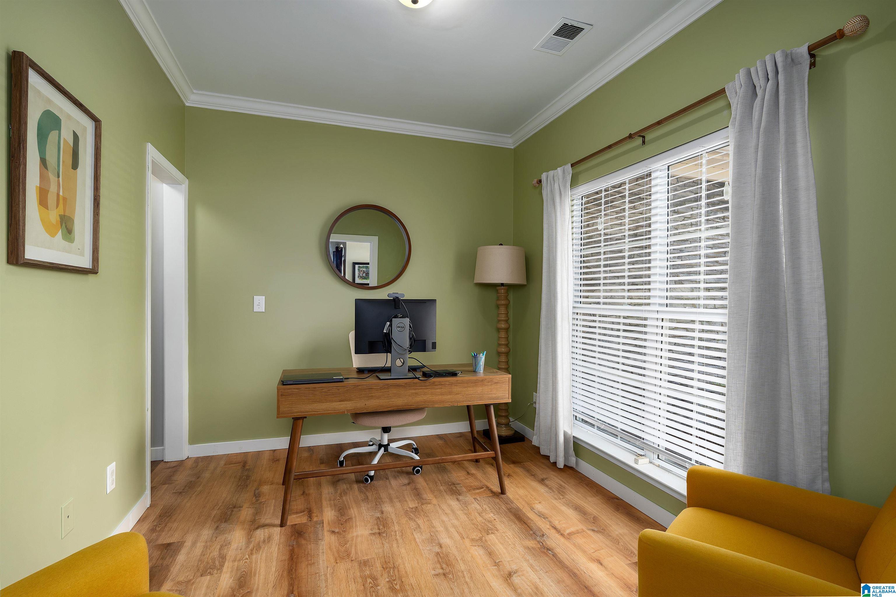 304 WYNLAKE CIRCLE