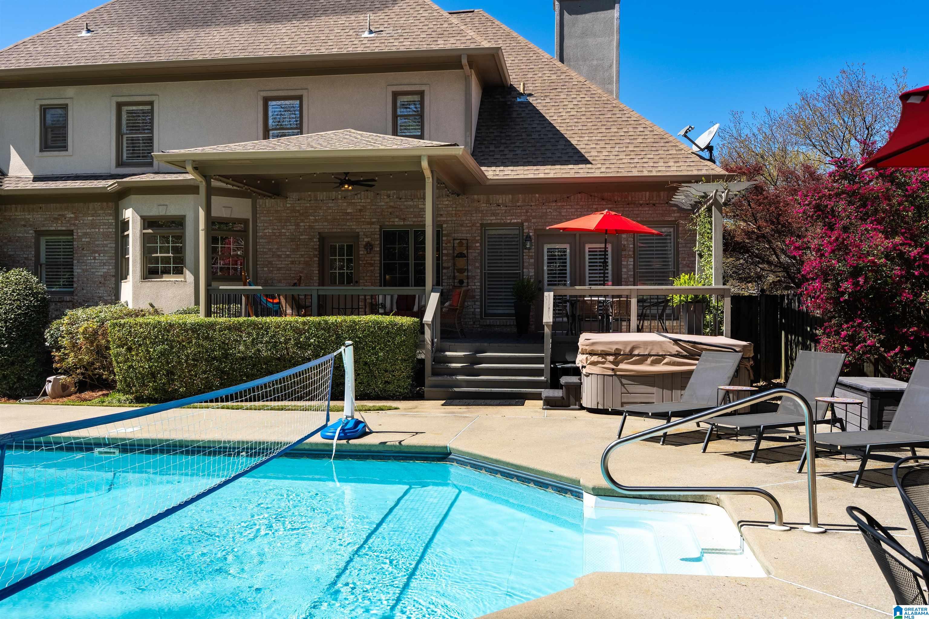 2032 SHANDWICK TERRACE