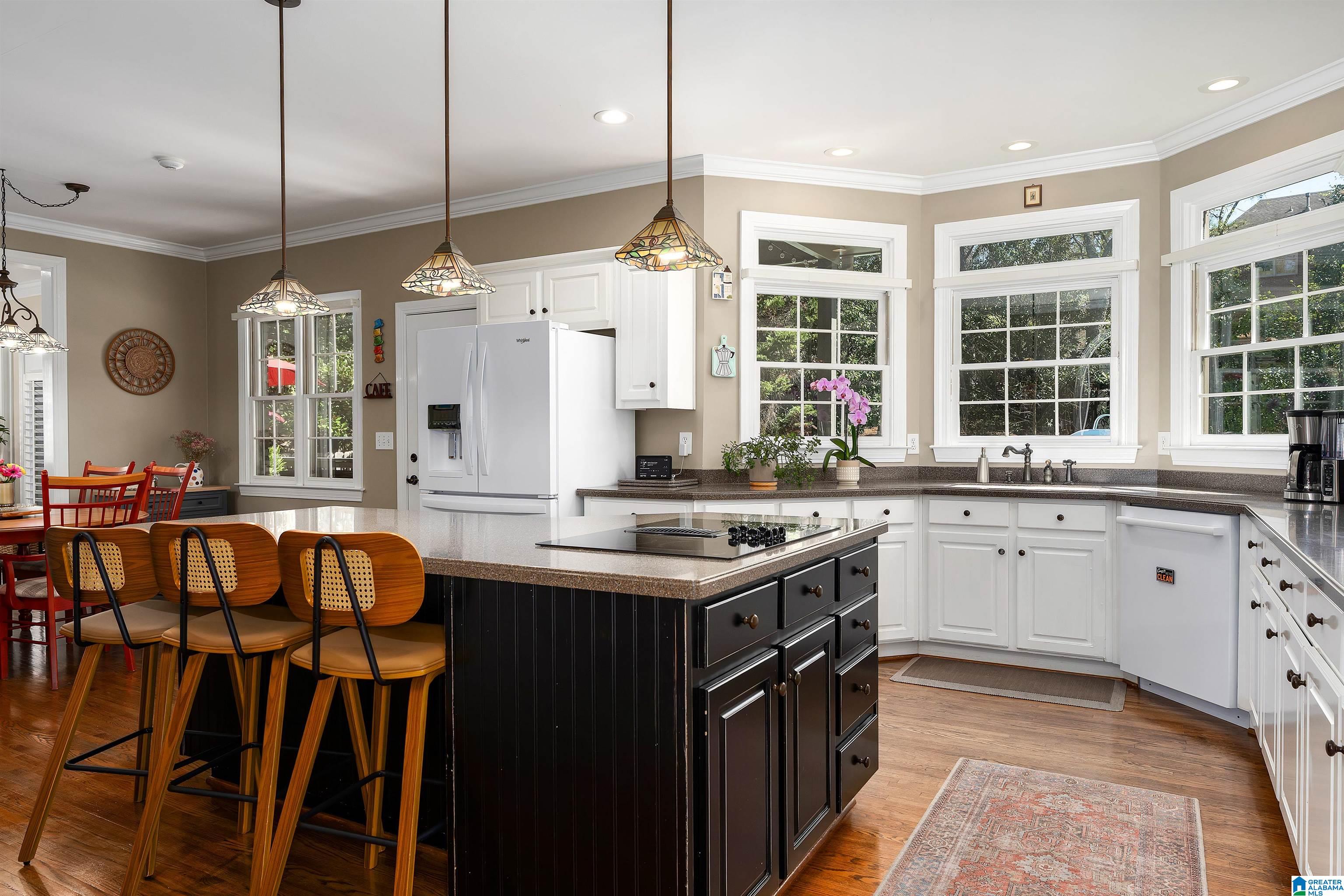 2032 SHANDWICK TERRACE