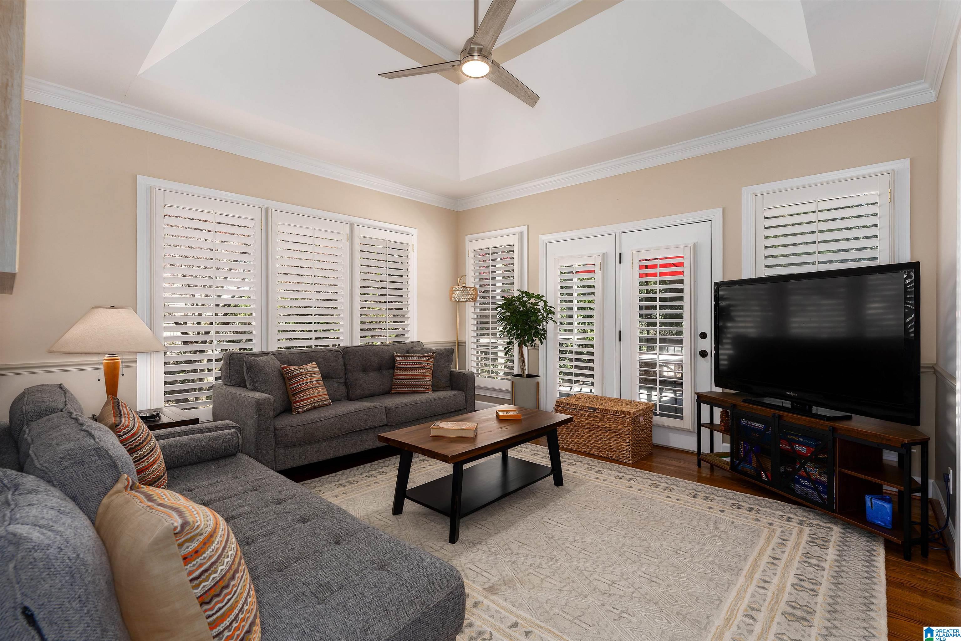 2032 SHANDWICK TERRACE