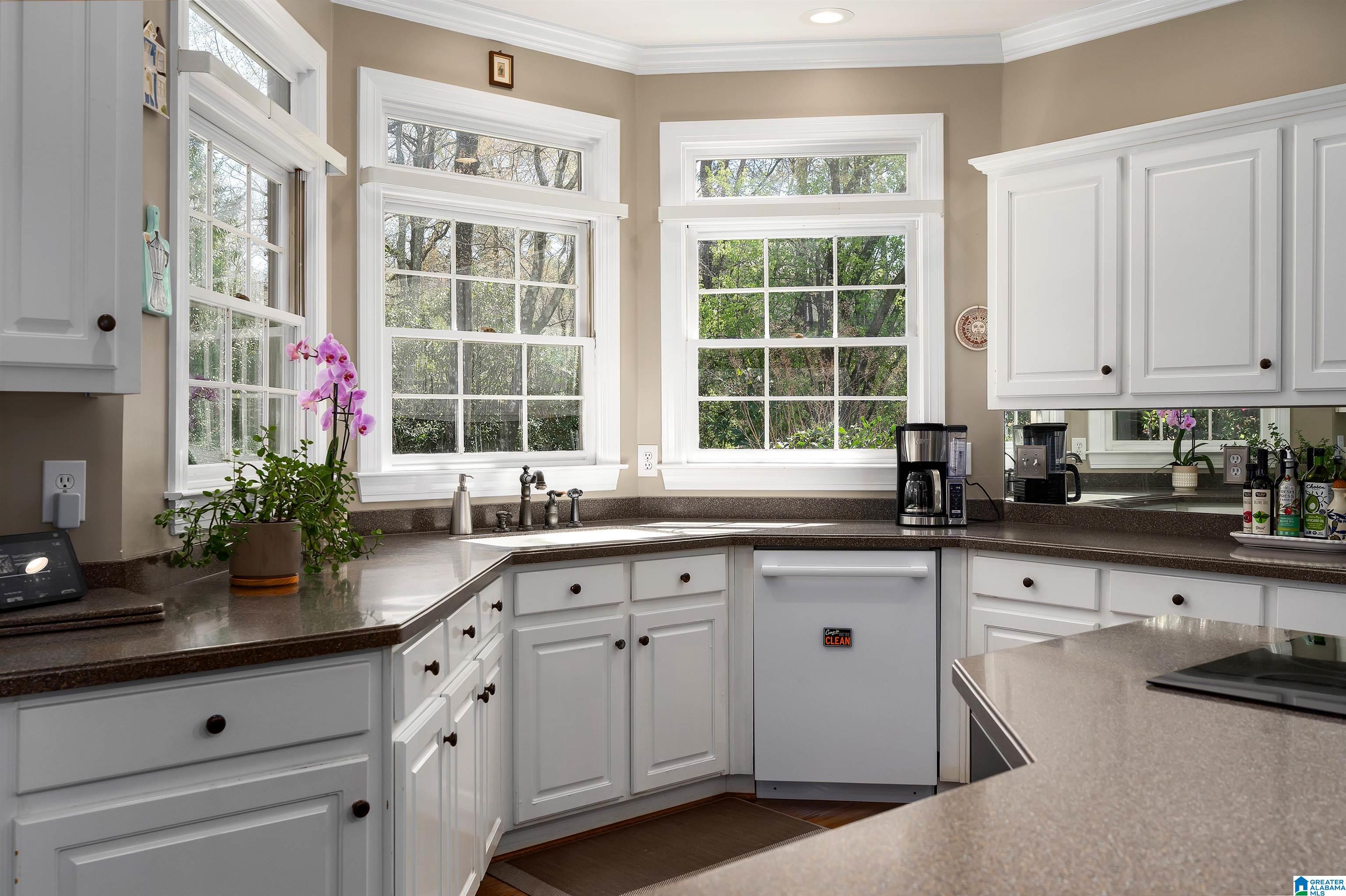 2032 SHANDWICK TERRACE