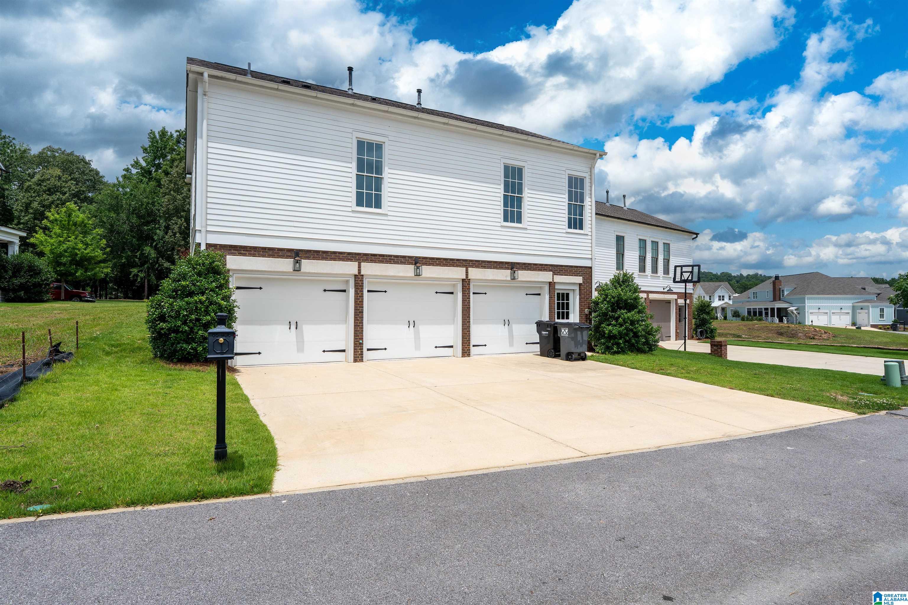 4391 VILLAGE GREEN CIRCLE