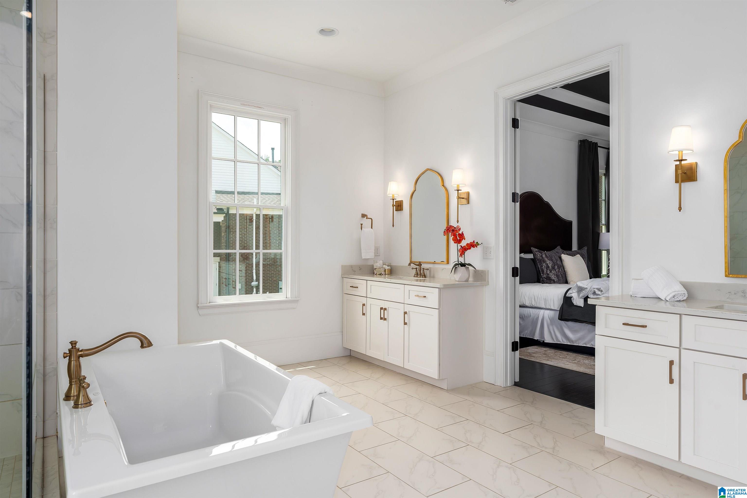 4391 VILLAGE GREEN CIRCLE