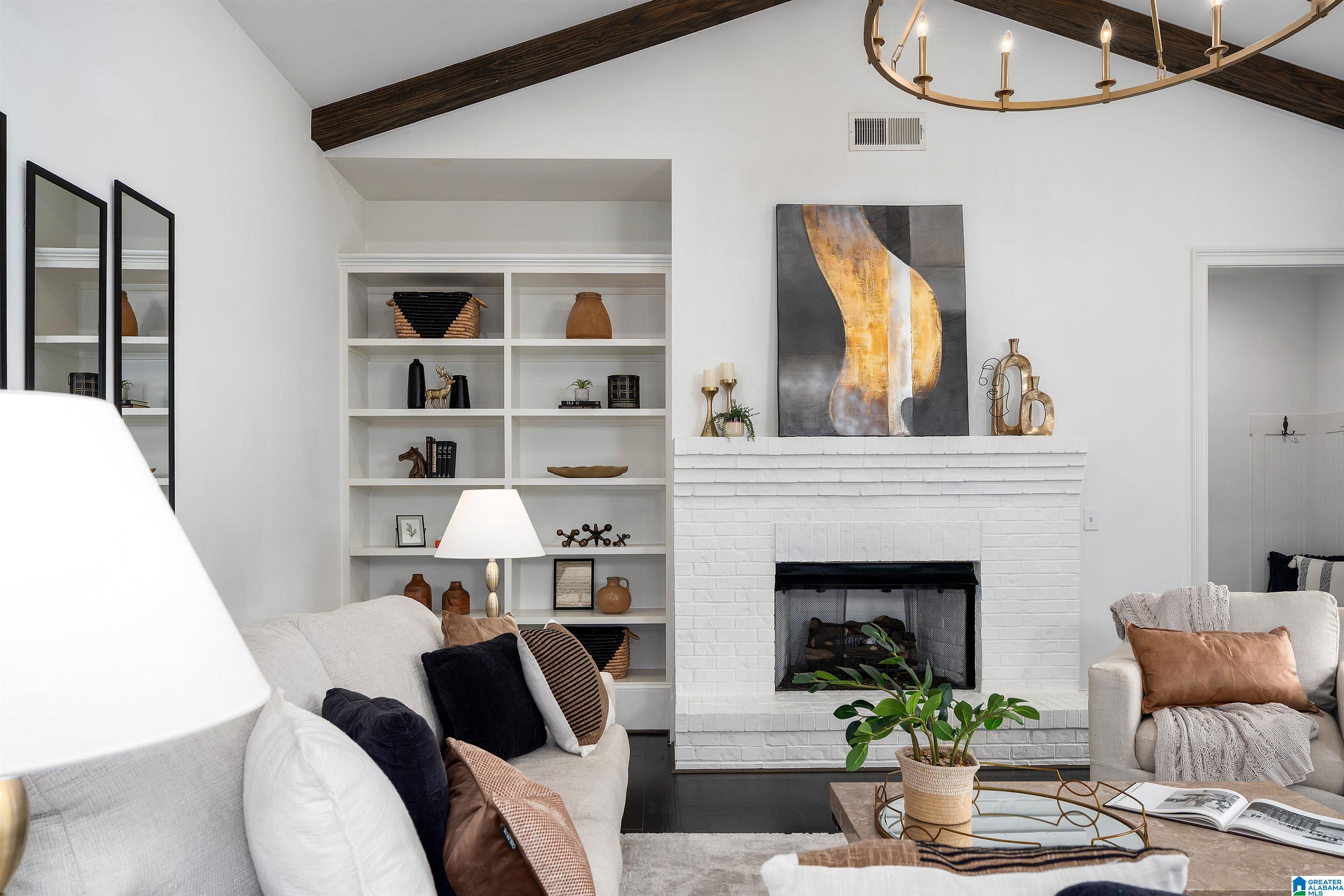 4391 VILLAGE GREEN CIRCLE