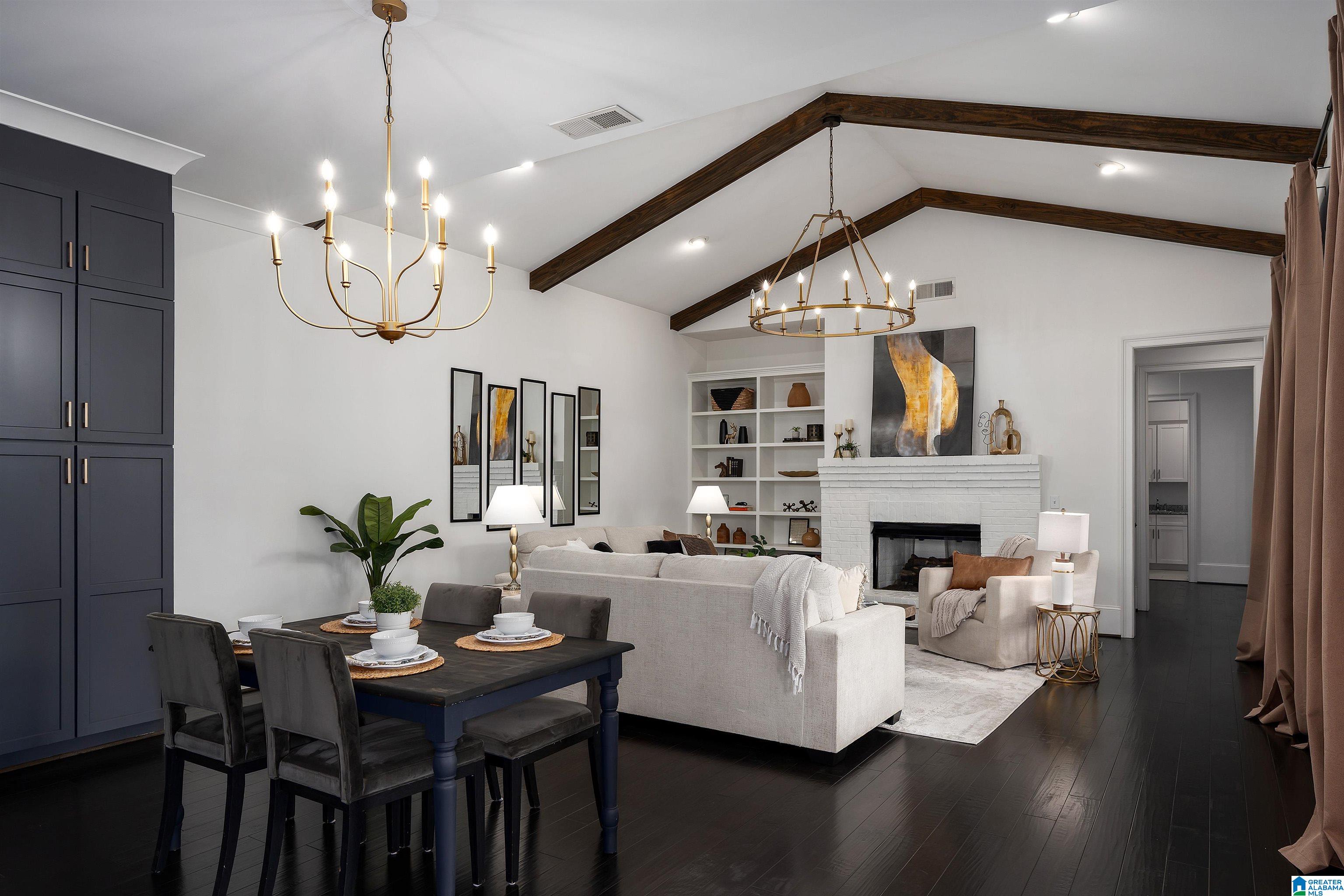 4391 VILLAGE GREEN CIRCLE