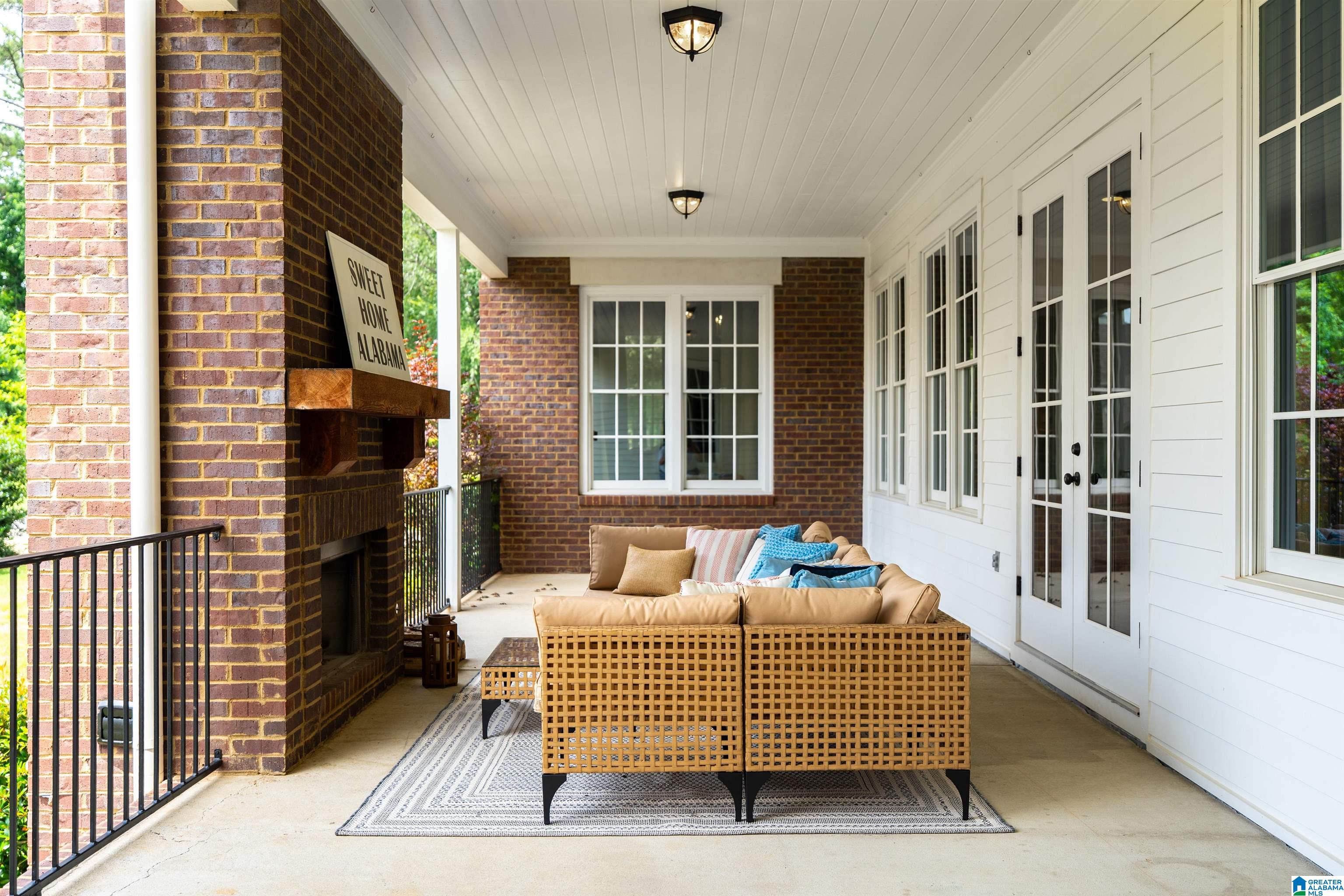 4391 VILLAGE GREEN CIRCLE