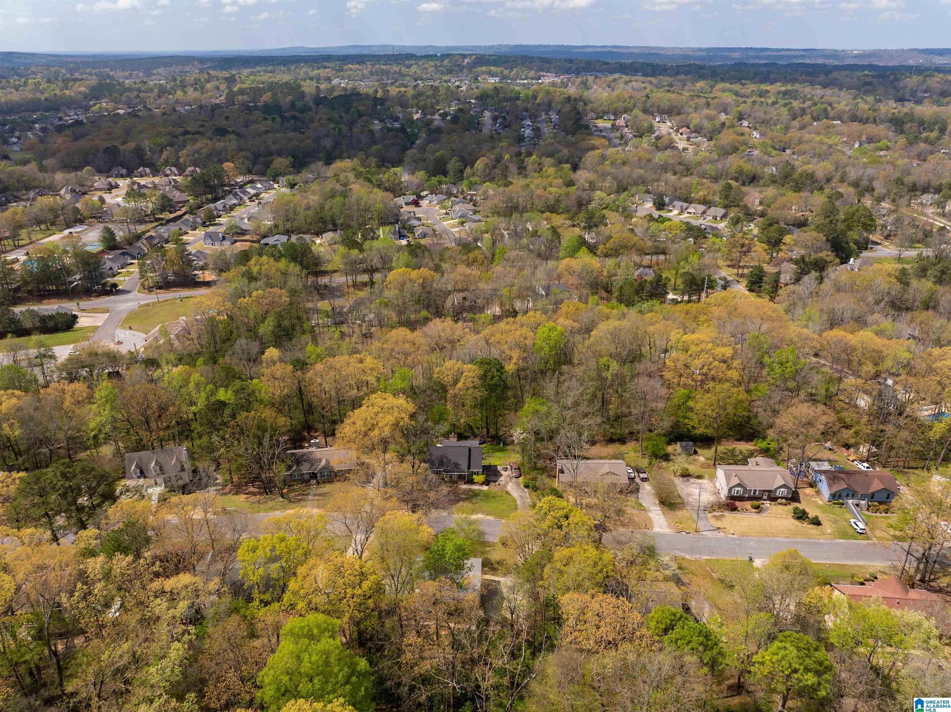 1218 SOUTHWIND DRIVE