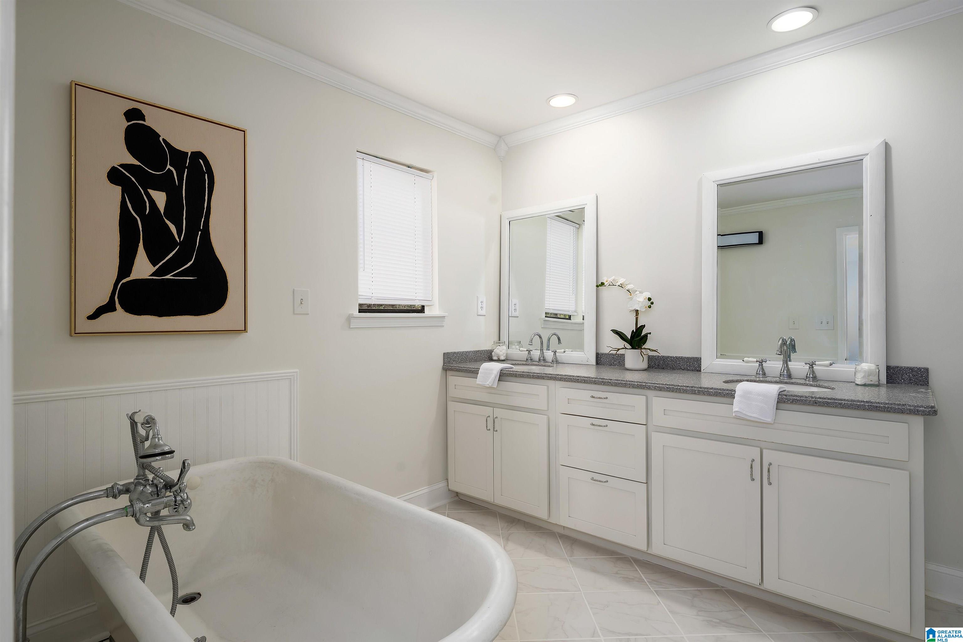 1218 SOUTHWIND DRIVE