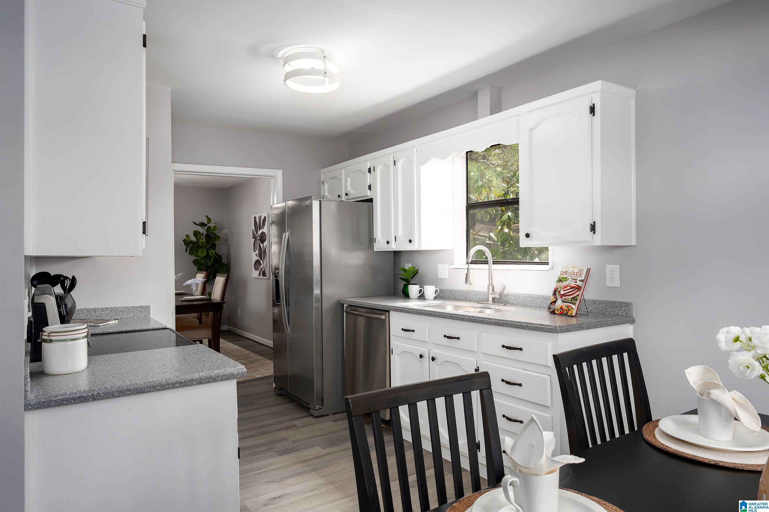 1218 SOUTHWIND DRIVE