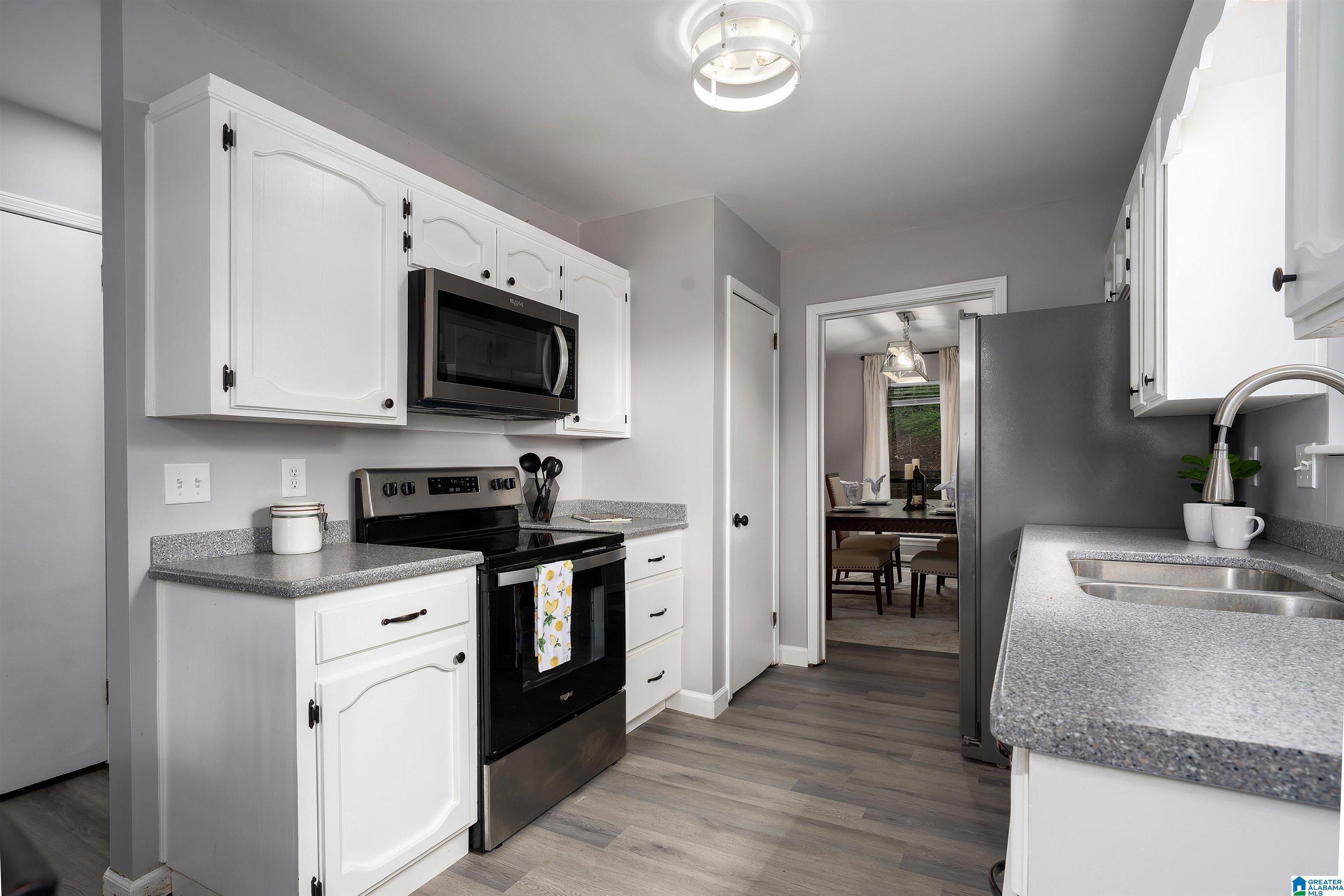 1218 SOUTHWIND DRIVE