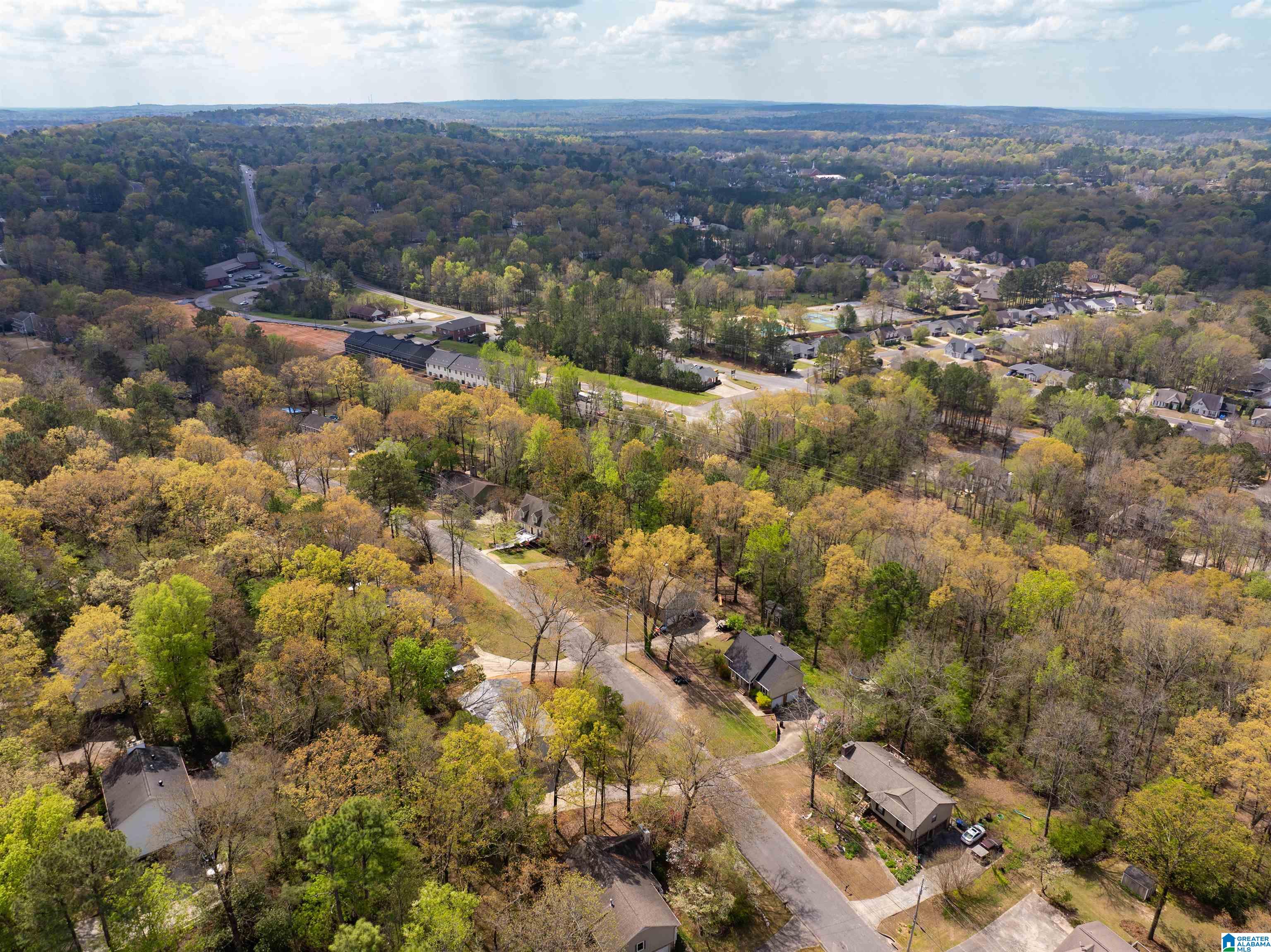 1218 SOUTHWIND DRIVE