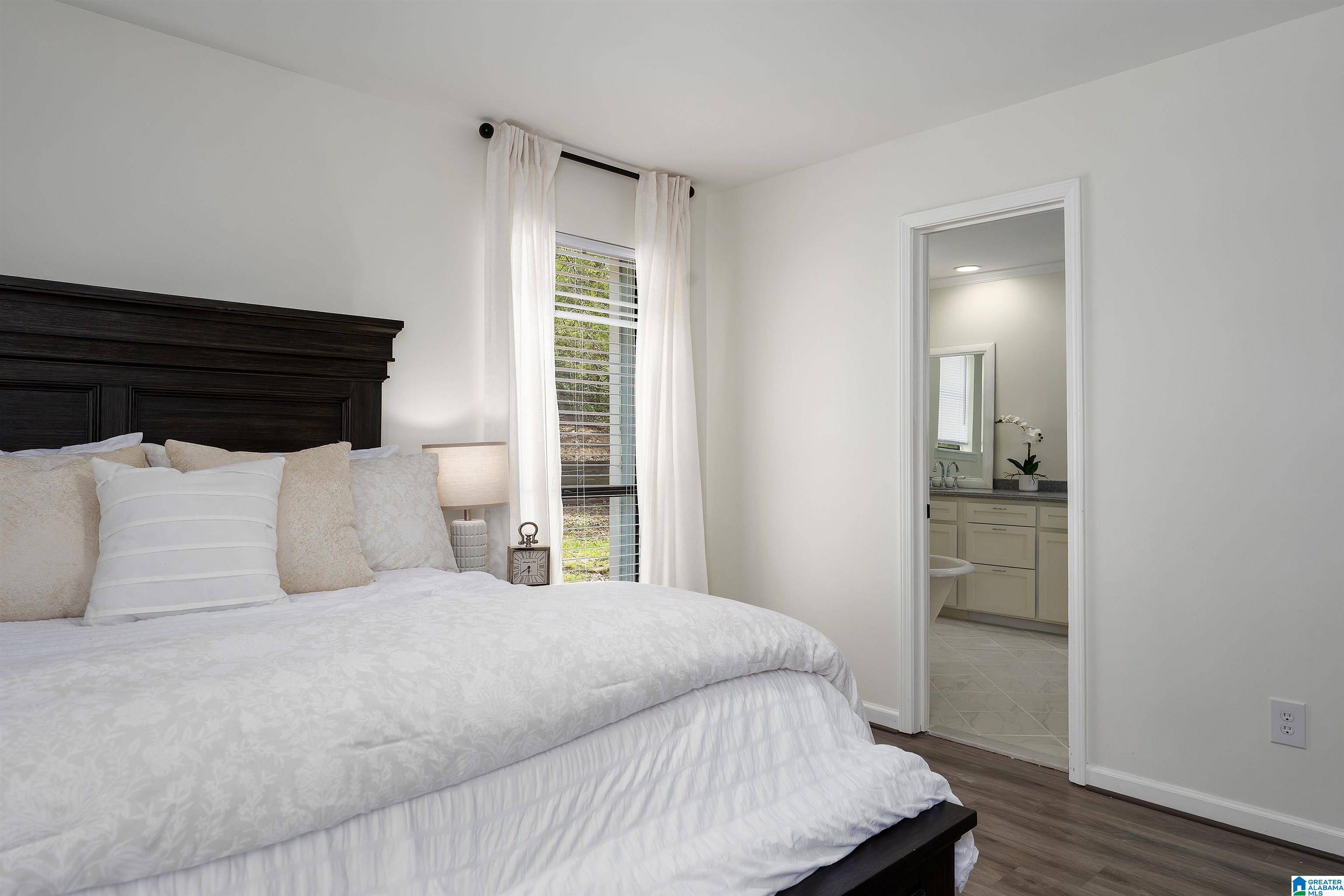 1218 SOUTHWIND DRIVE