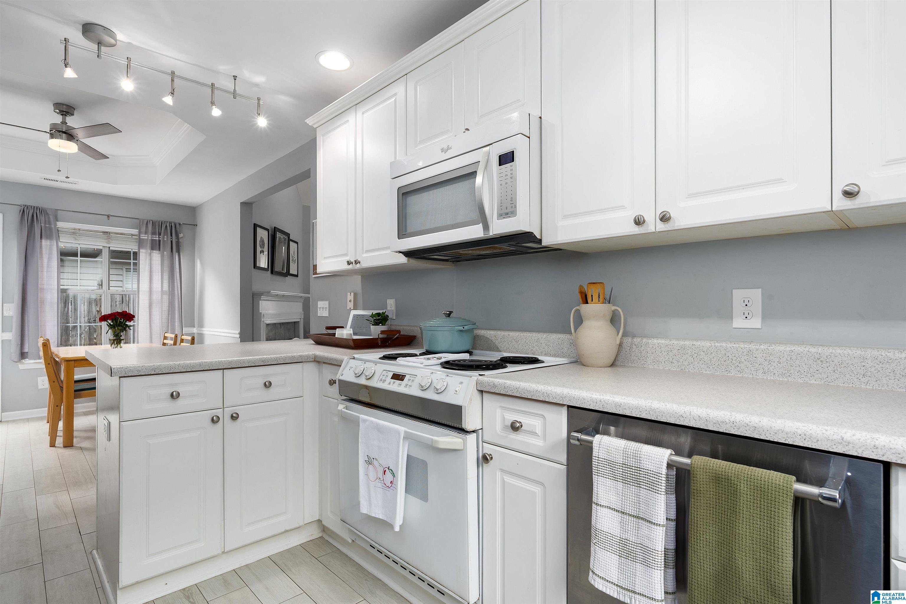 391 FOREST LAKES DRIVE