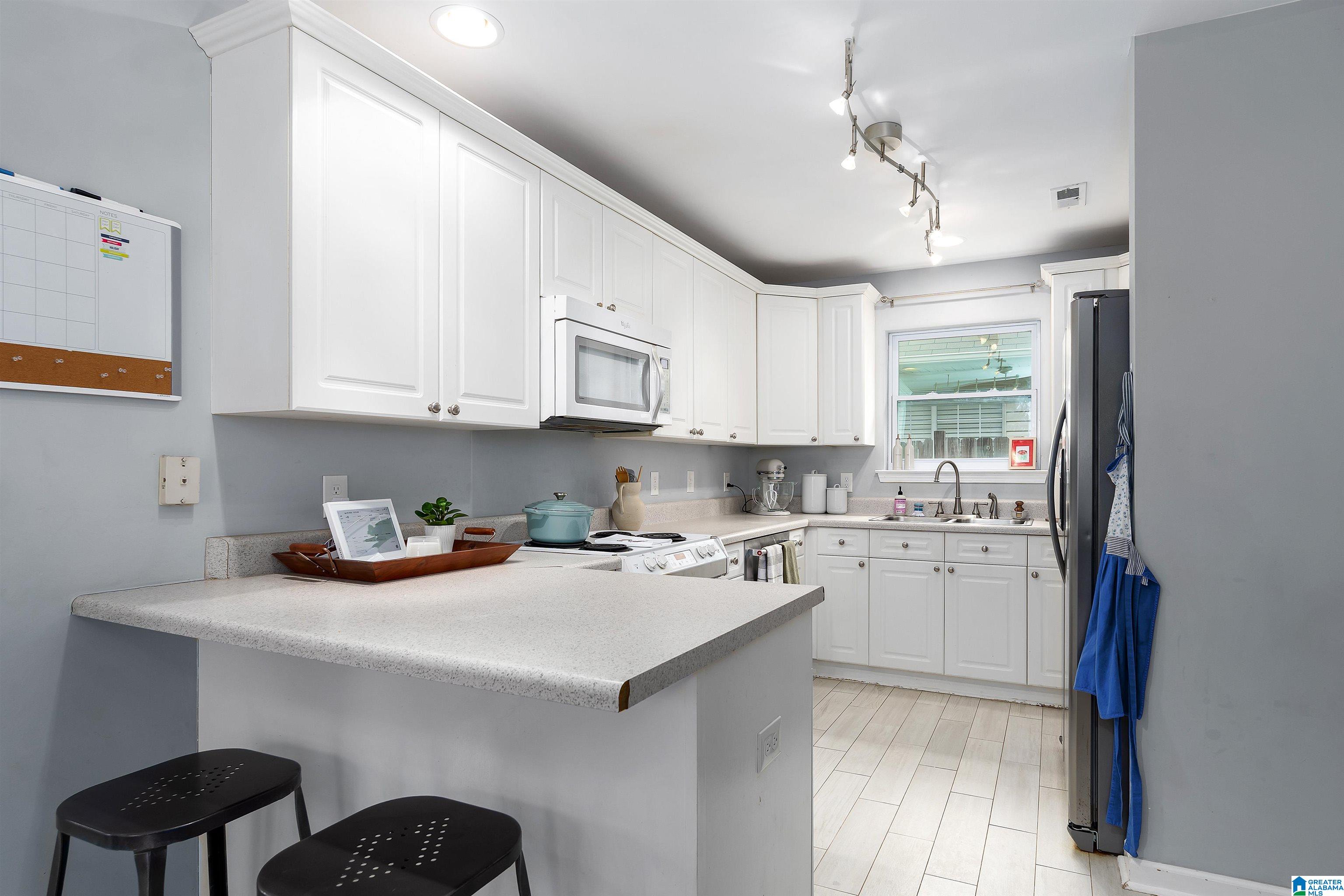 391 FOREST LAKES DRIVE