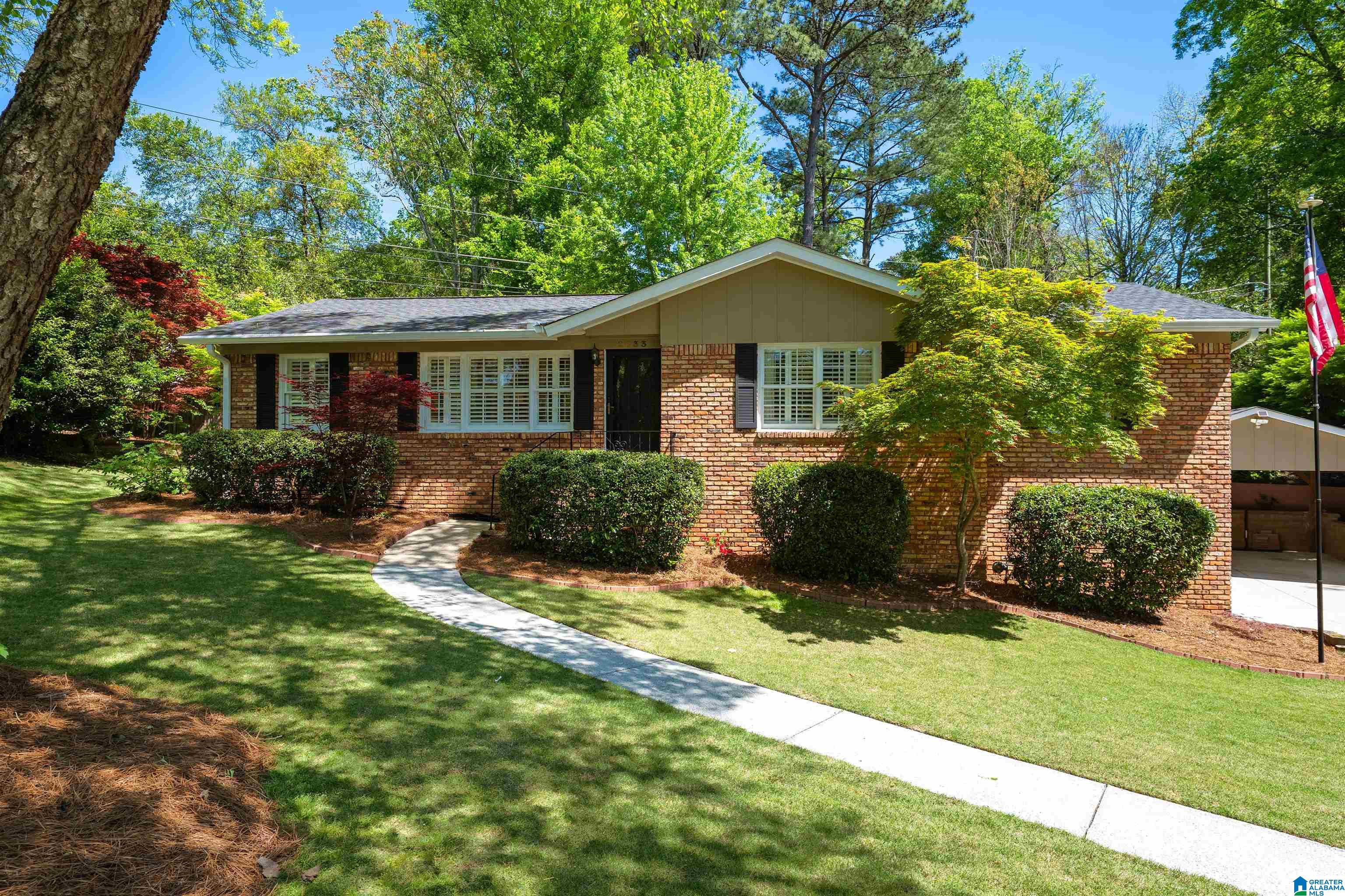 2633 SOUTHVIEW PLACE