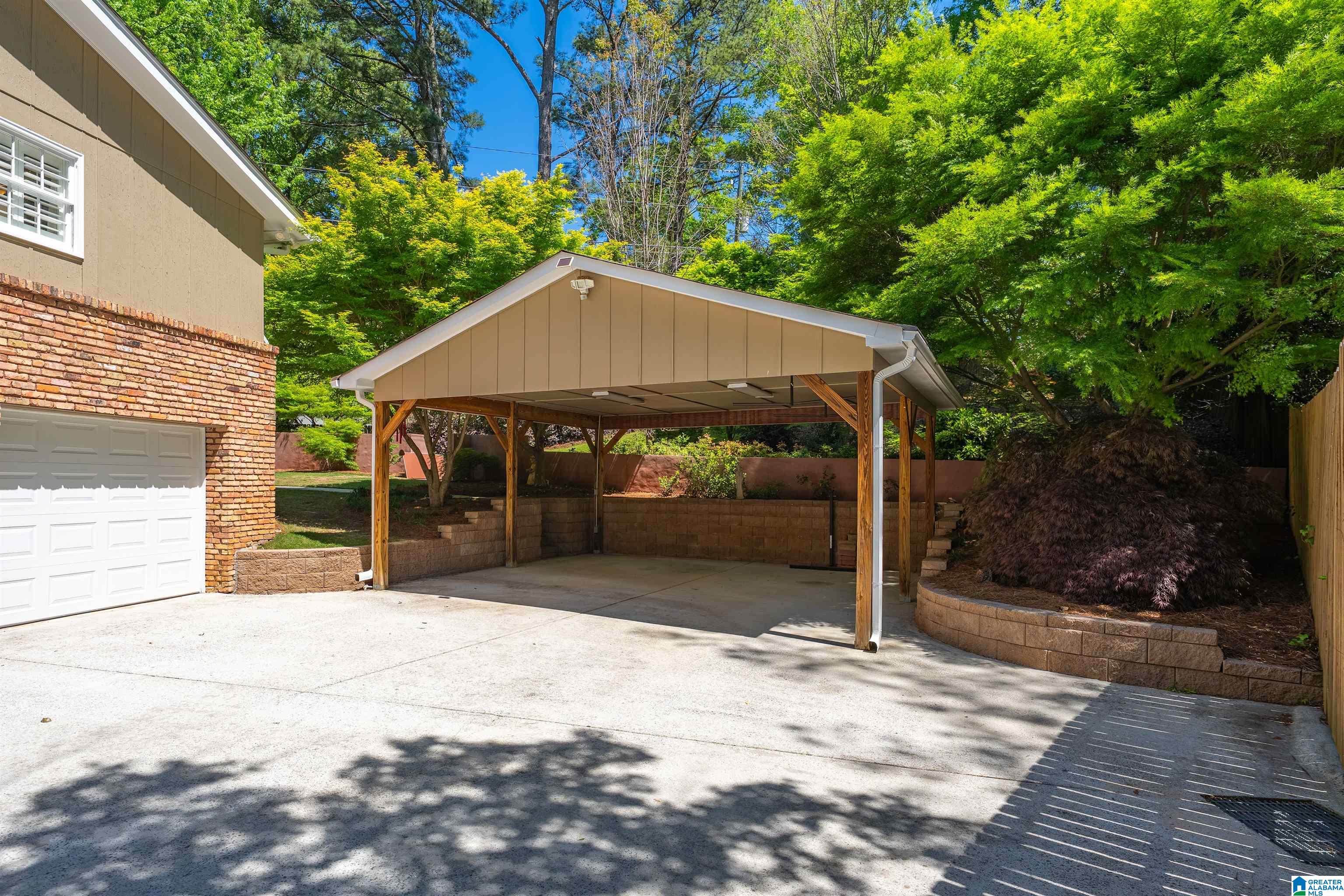 2633 SOUTHVIEW PLACE