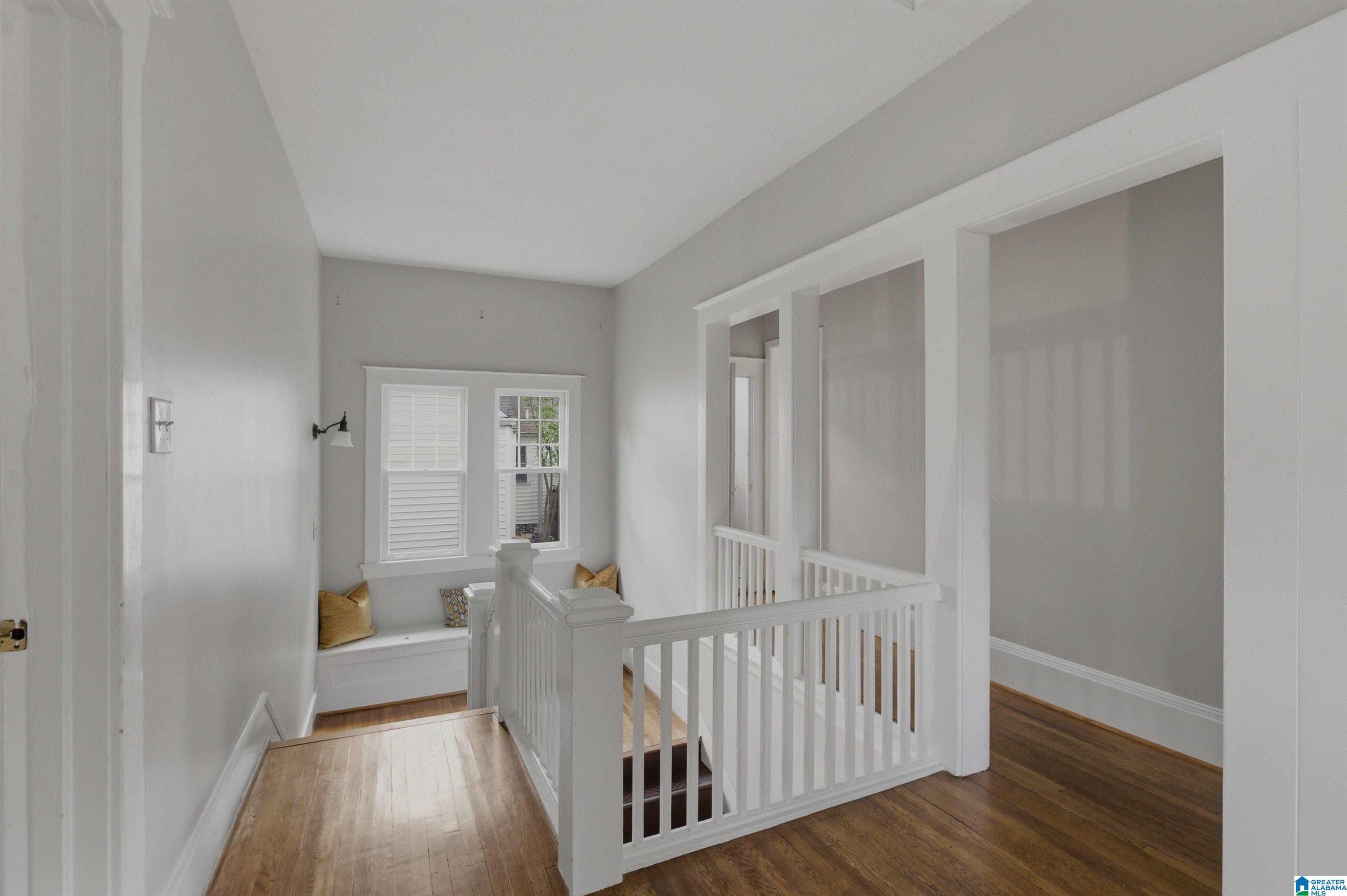 2705 S CALDWELL AVENUE