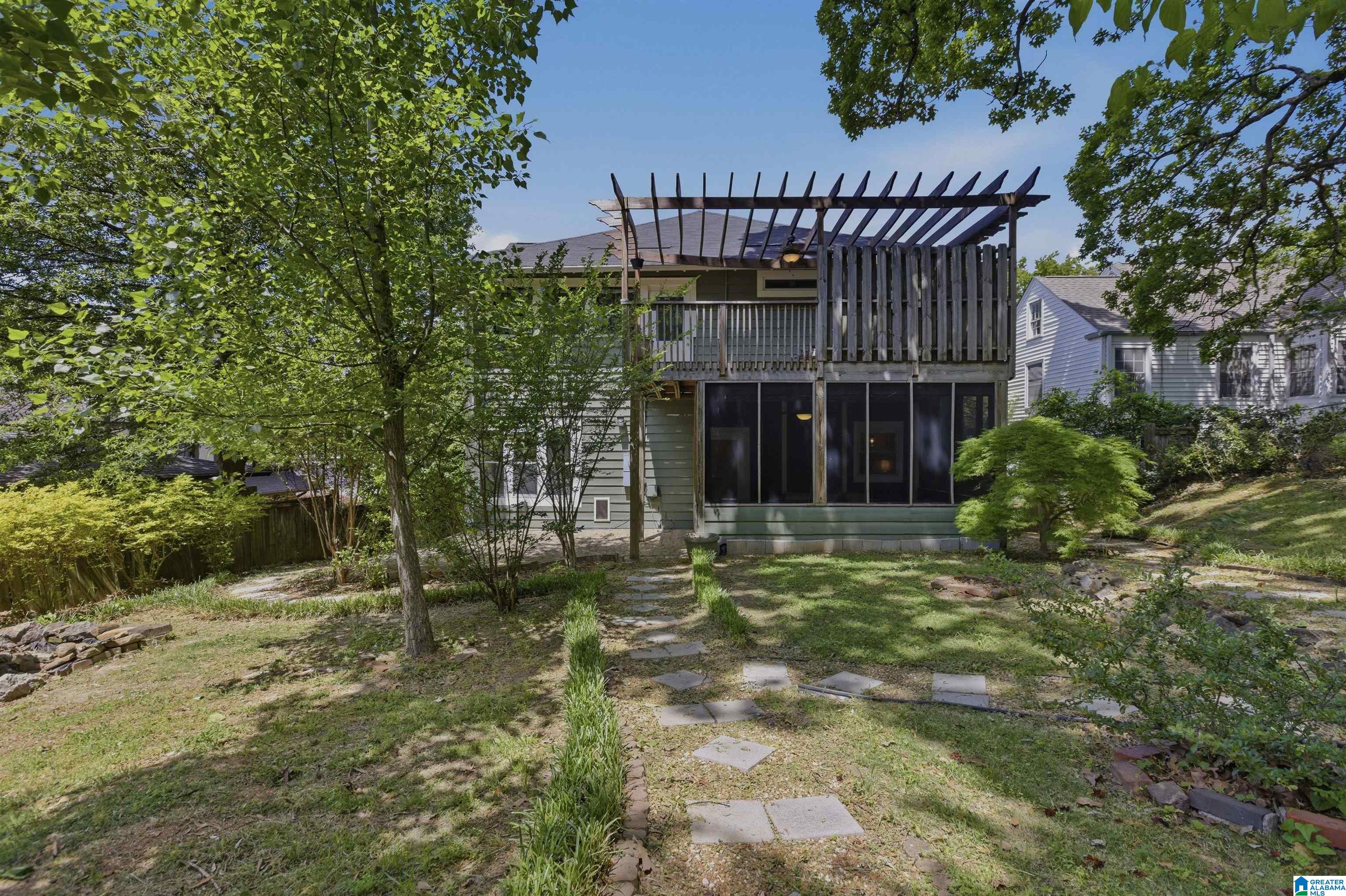 2705 S CALDWELL AVENUE