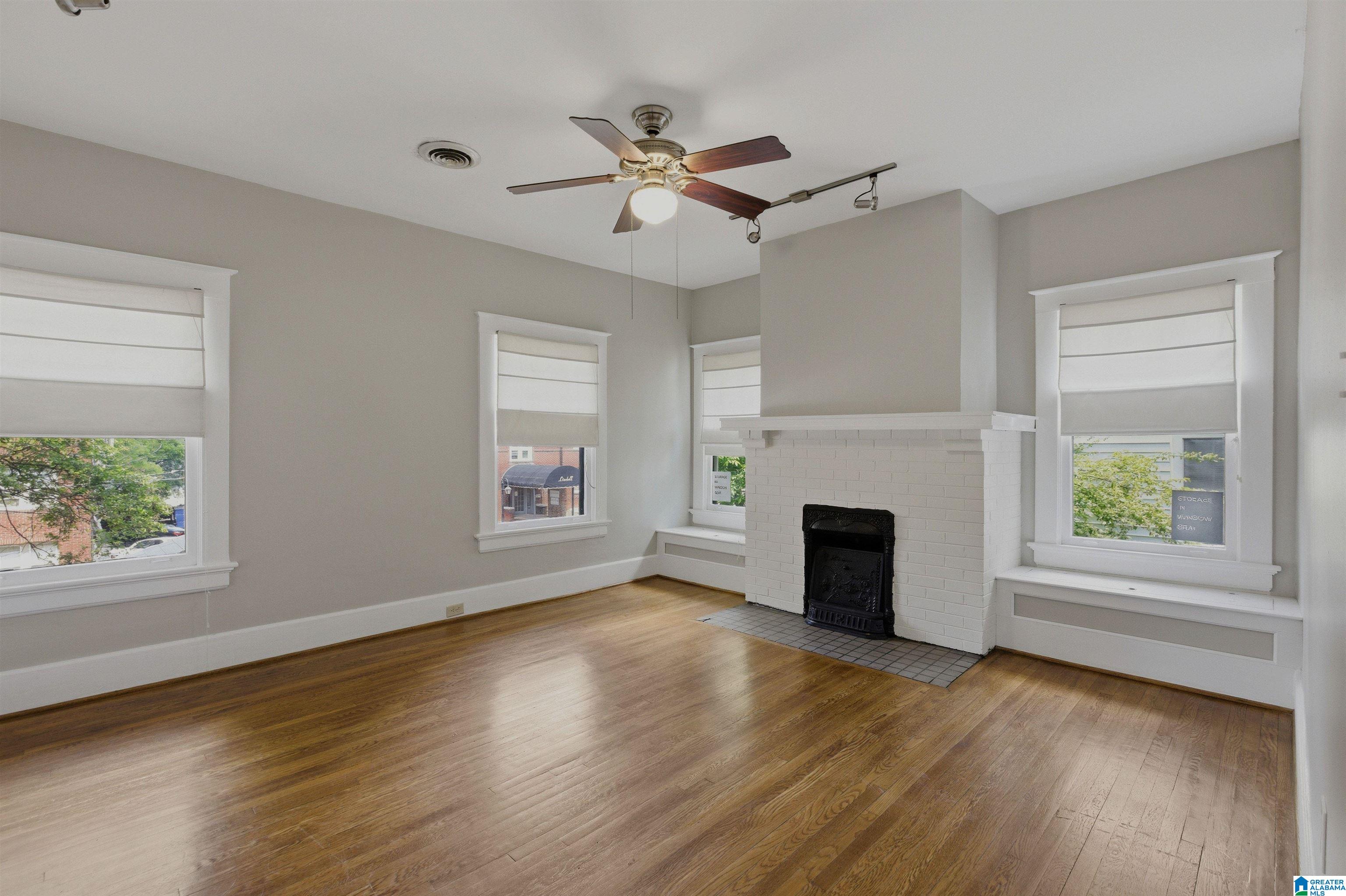 2705 S CALDWELL AVENUE