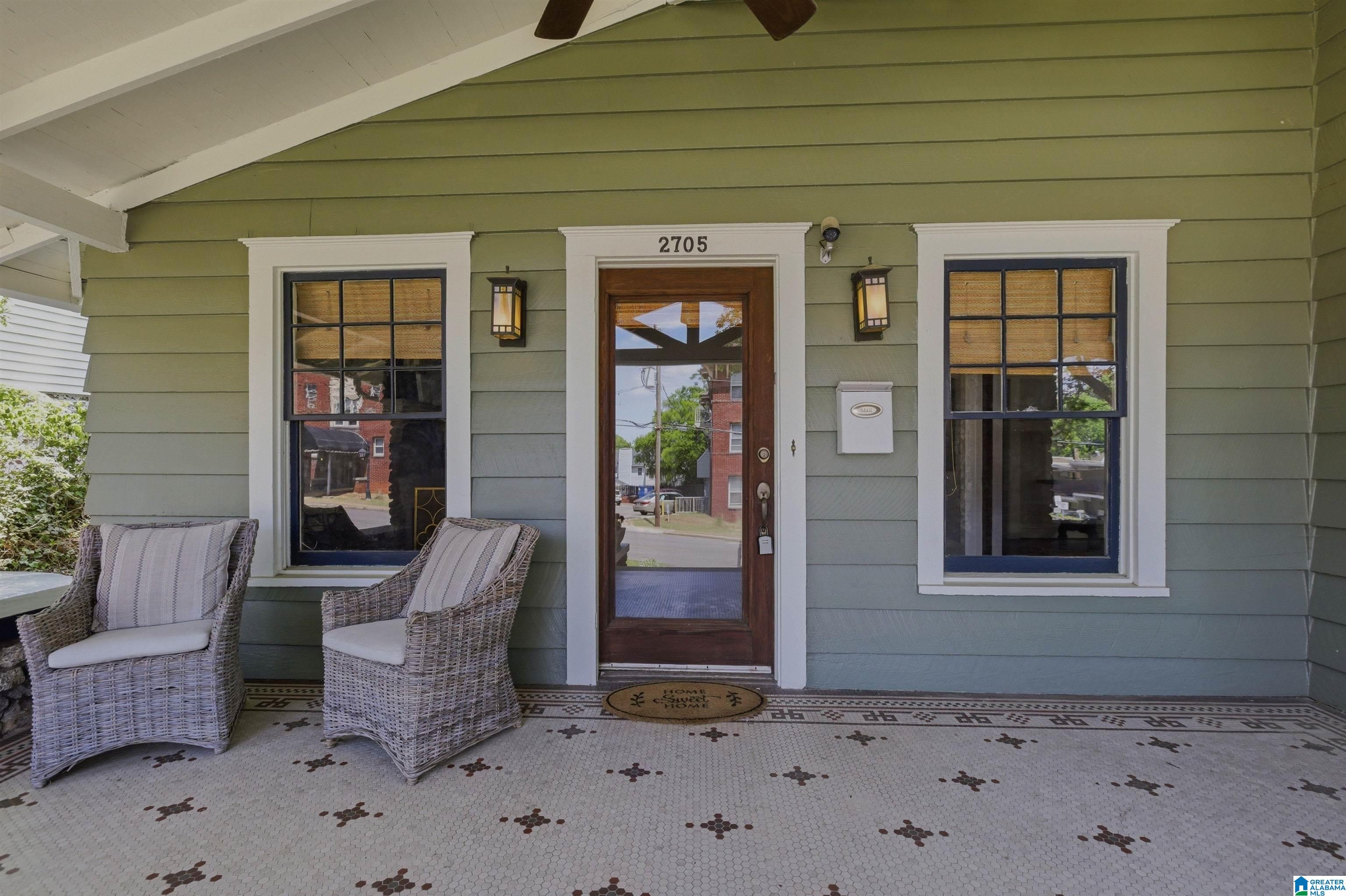 2705 S CALDWELL AVENUE