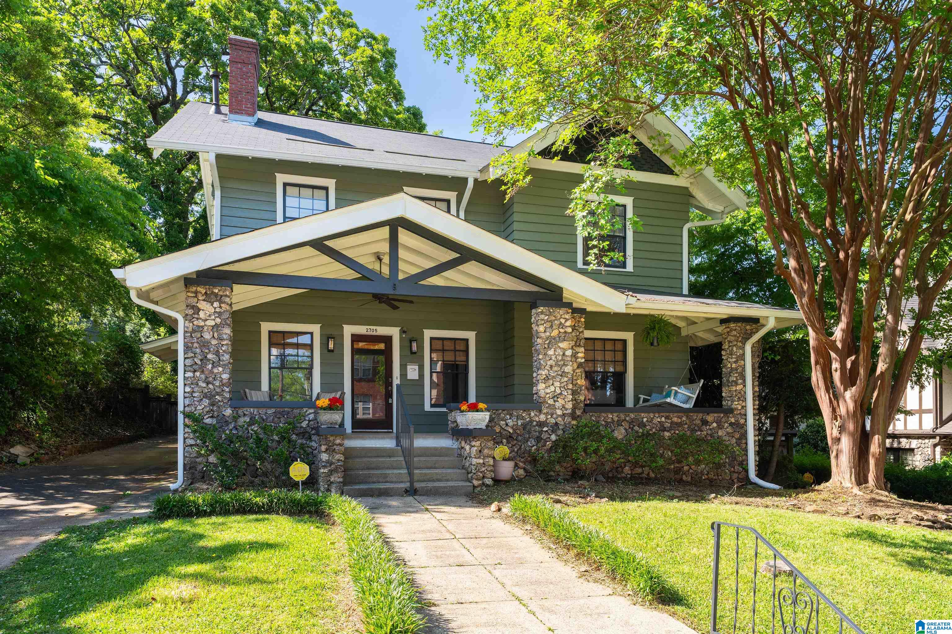 2705 S CALDWELL AVENUE
