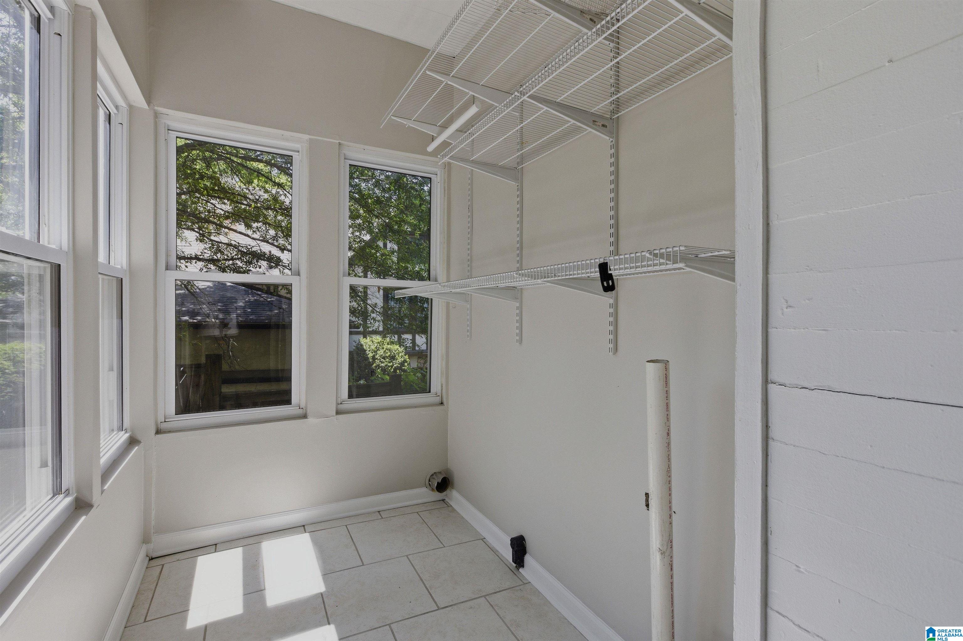 2705 S CALDWELL AVENUE