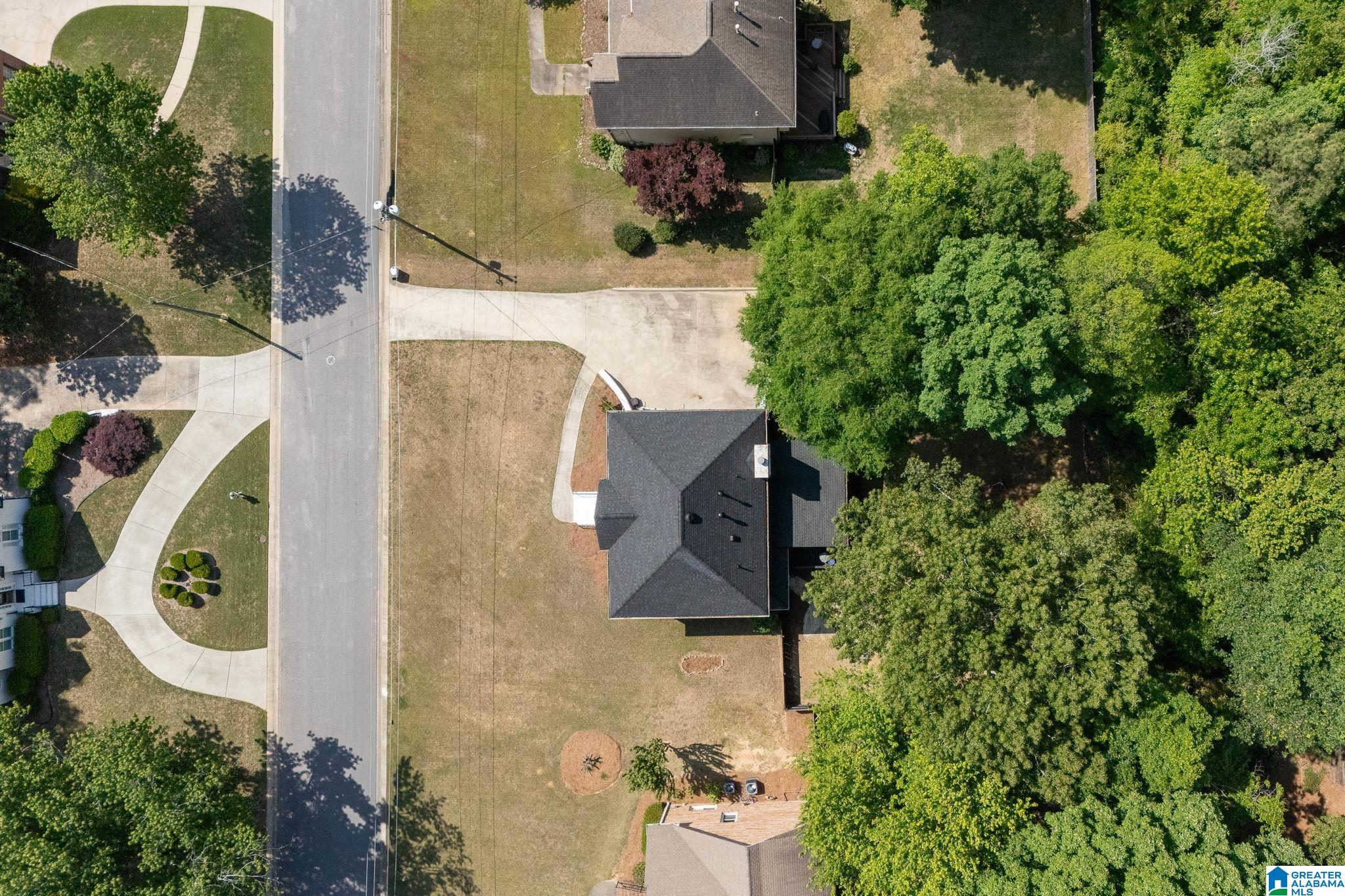 5012 KNOLL VIEW CIRCLE
