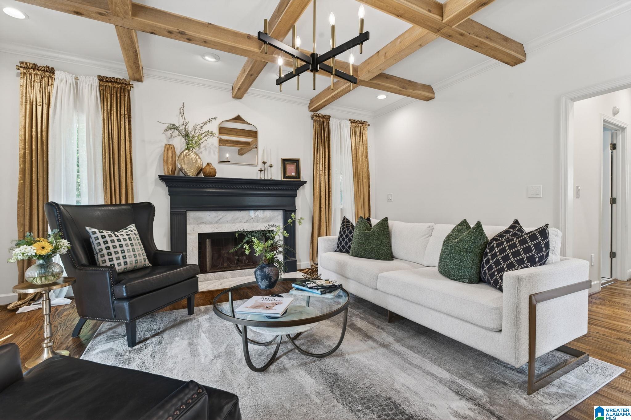 5012 KNOLL VIEW CIRCLE