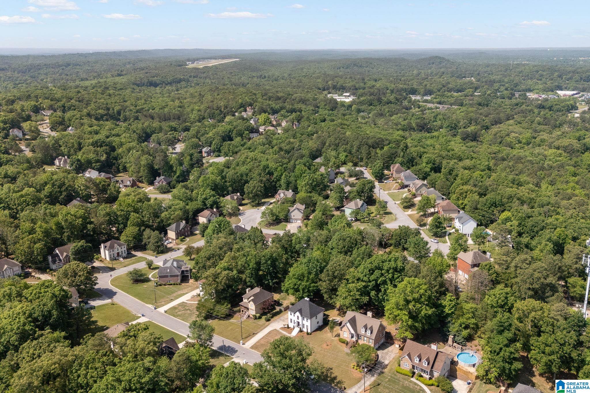 5012 KNOLL VIEW CIRCLE