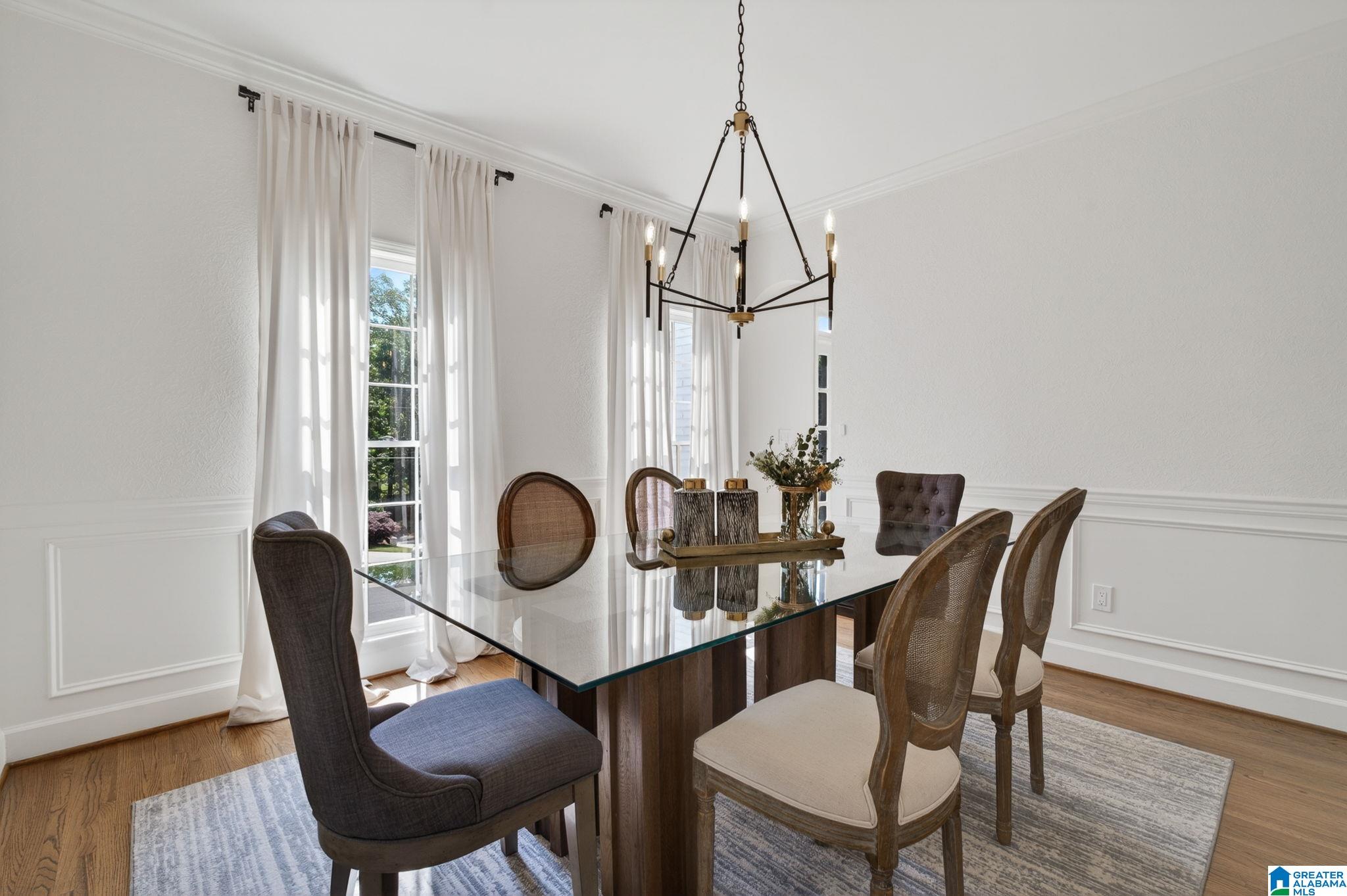 5012 KNOLL VIEW CIRCLE