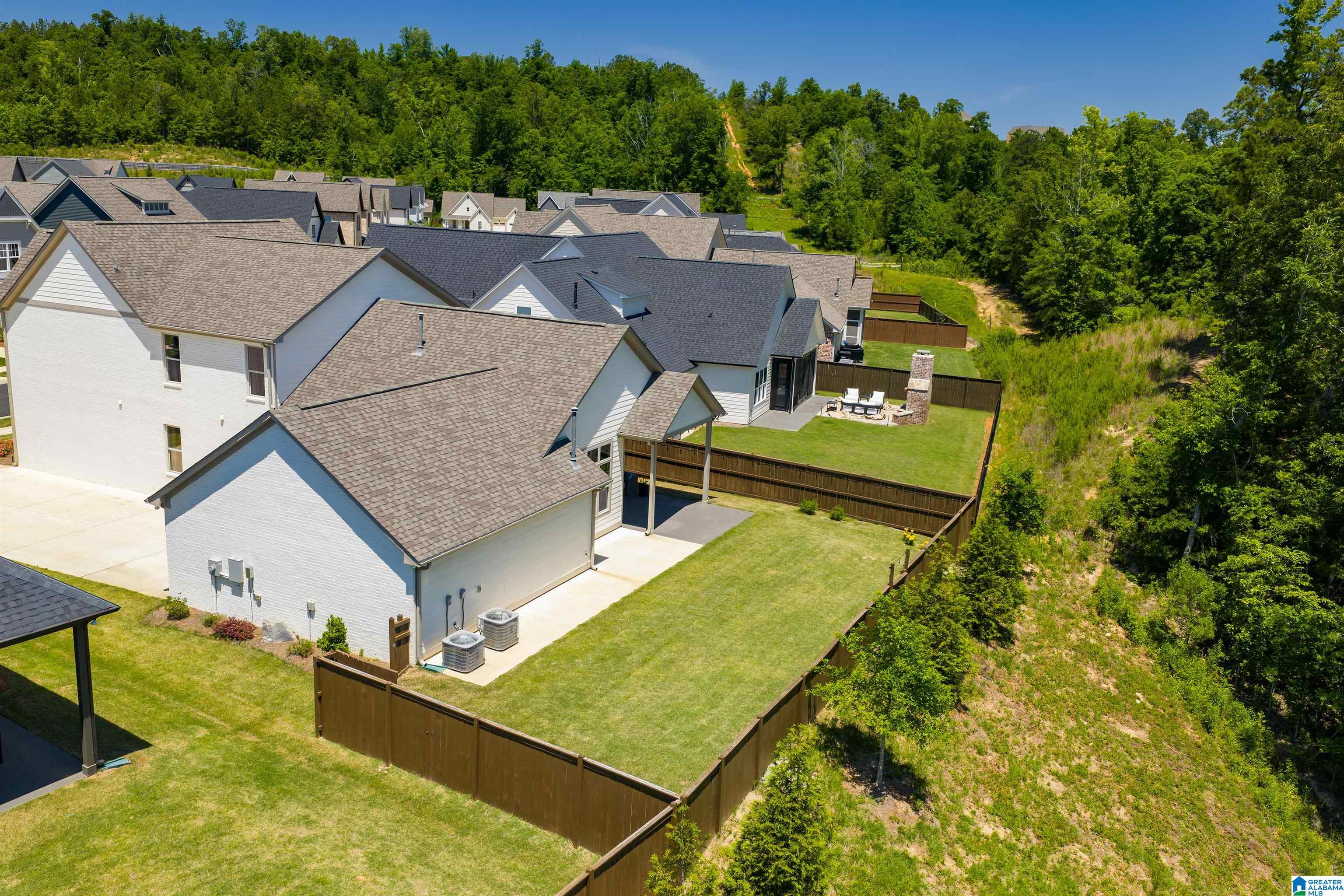 1232 TOWER LANE