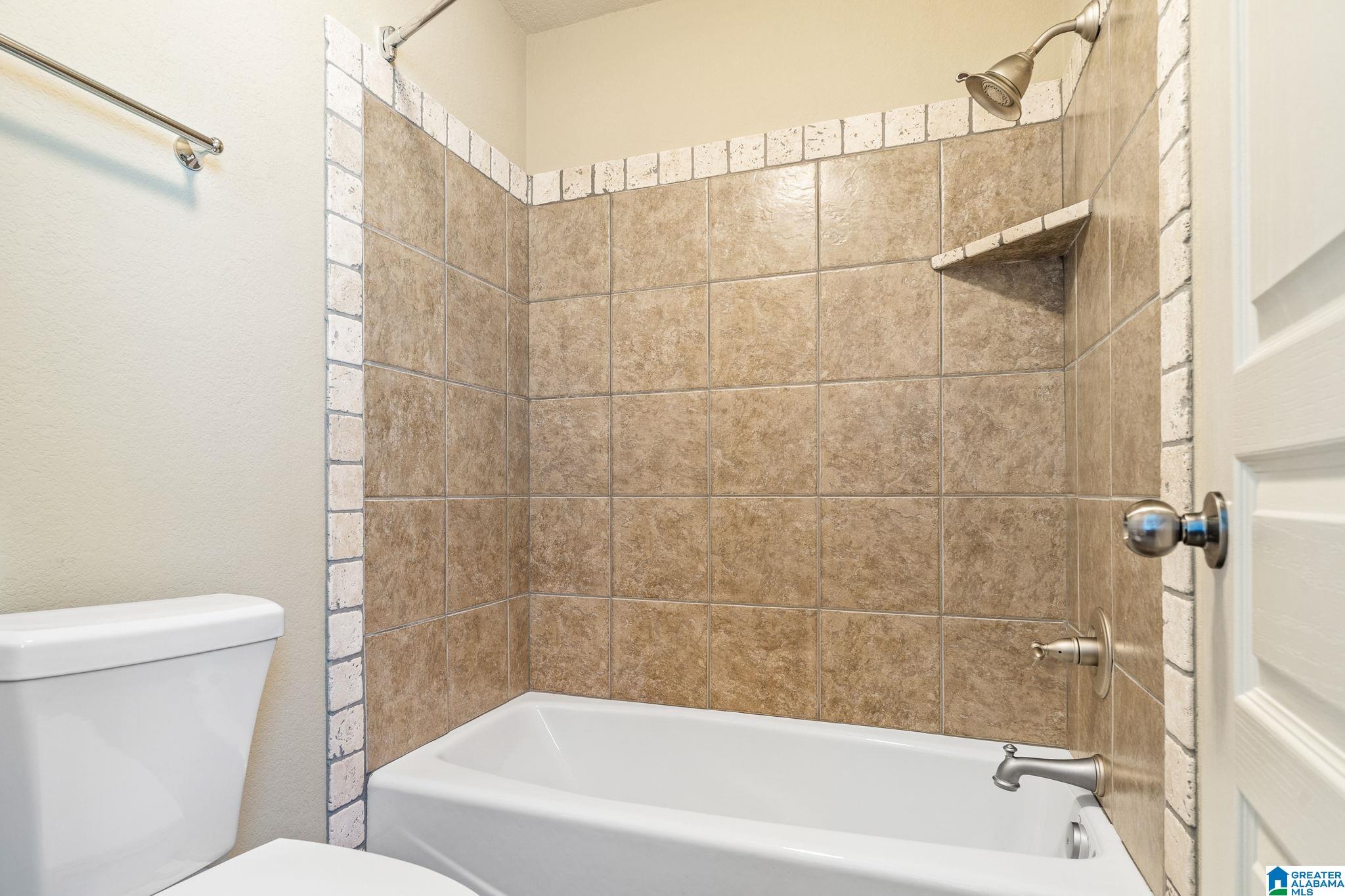 921 HADDINGTON DALE