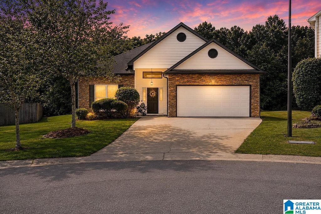 113 LANTANA CIRCLE