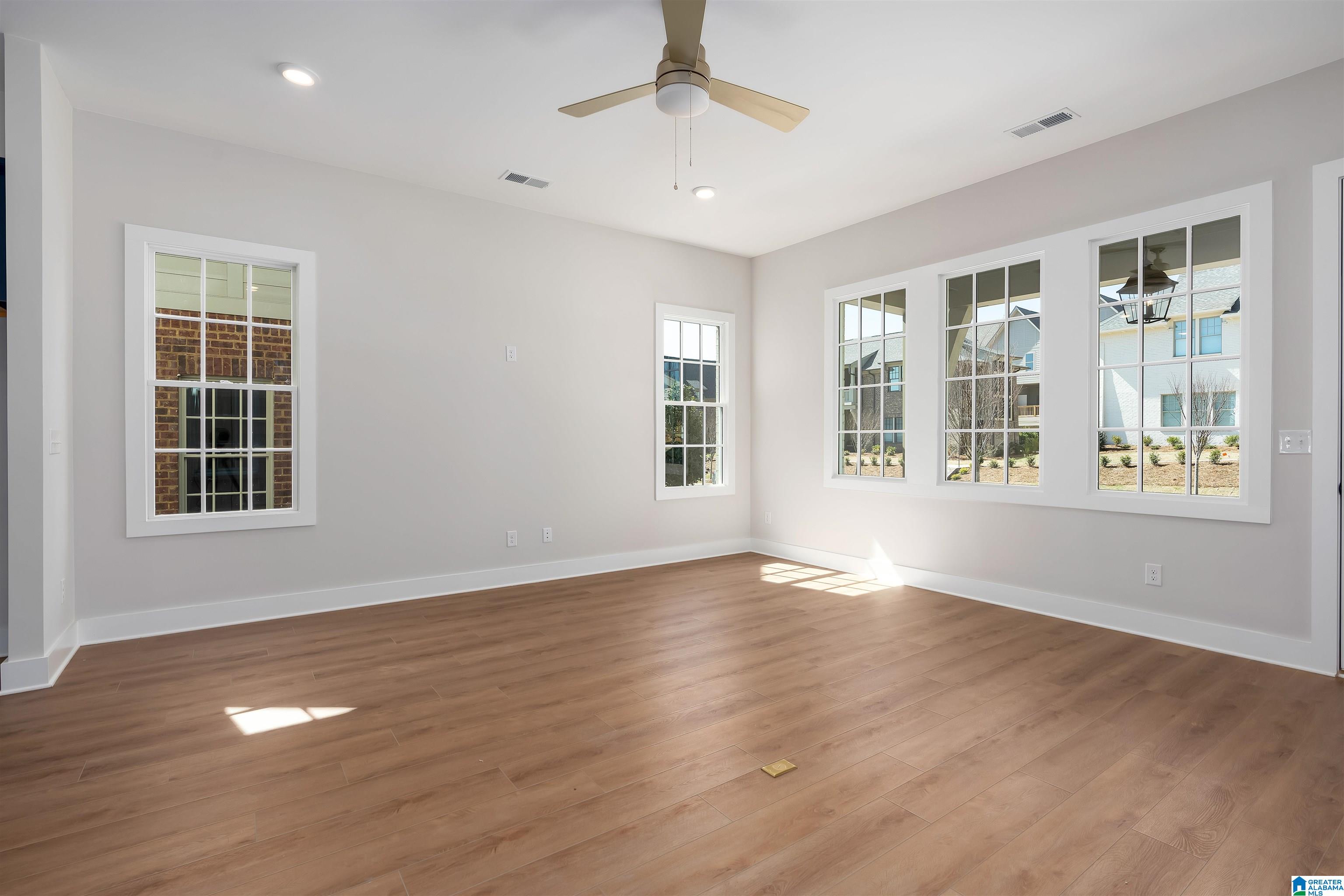 4764 SILAS AVENUE
