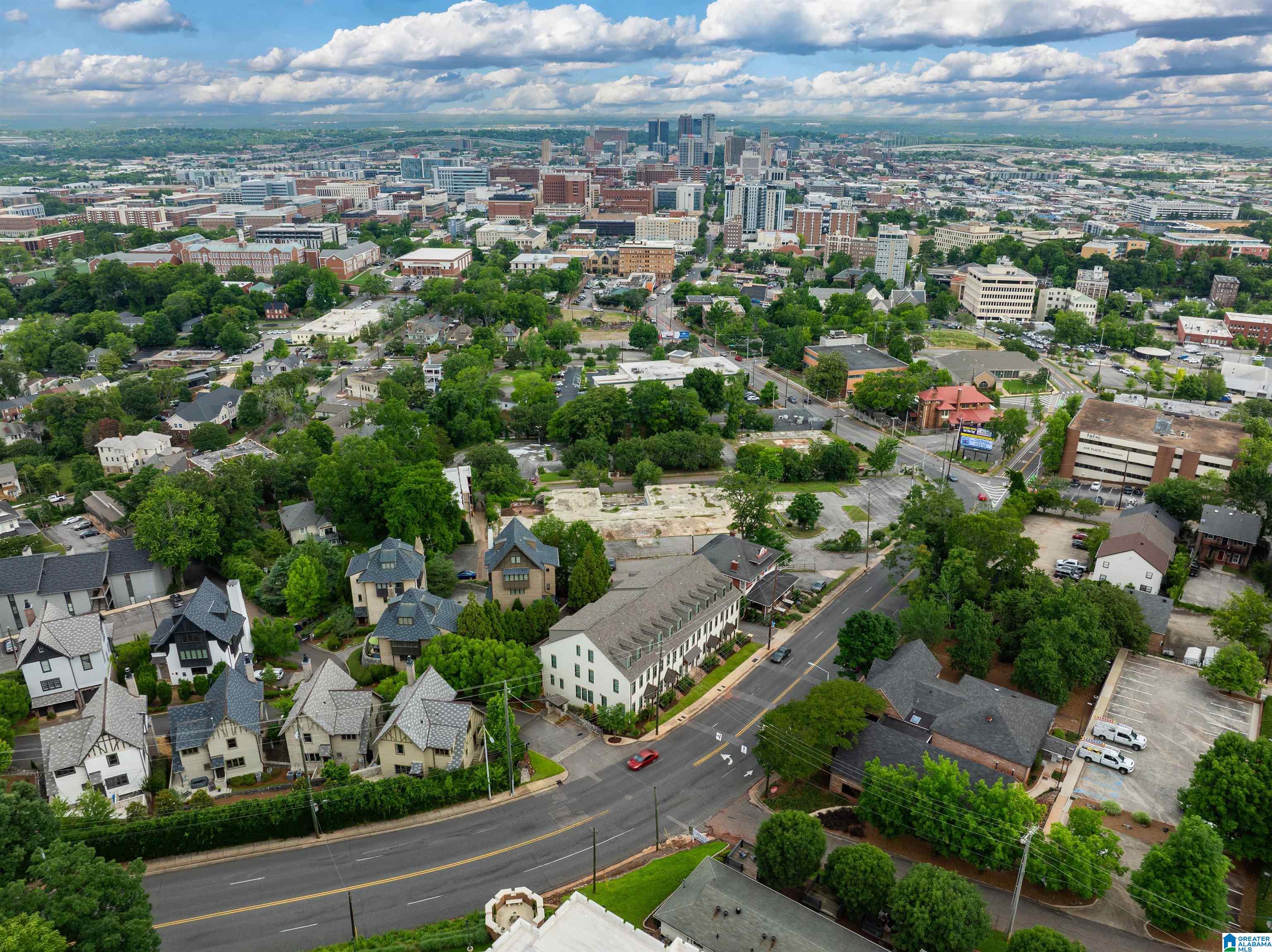 1624 RICHARD ARRINGTON BOULEVARD Unit: 5 UNITS IN TOTAL